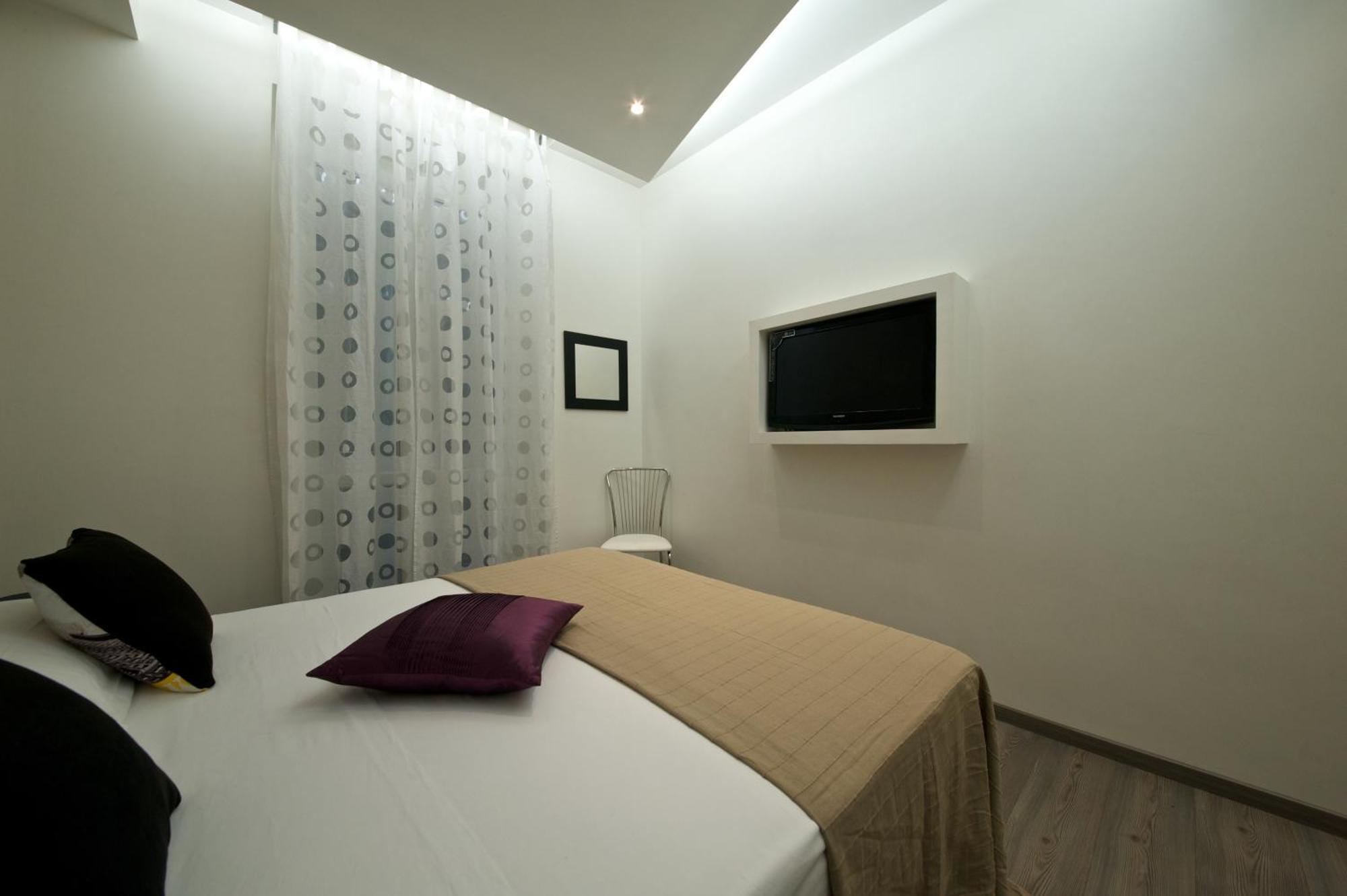 Roma Naif Rooms Rome