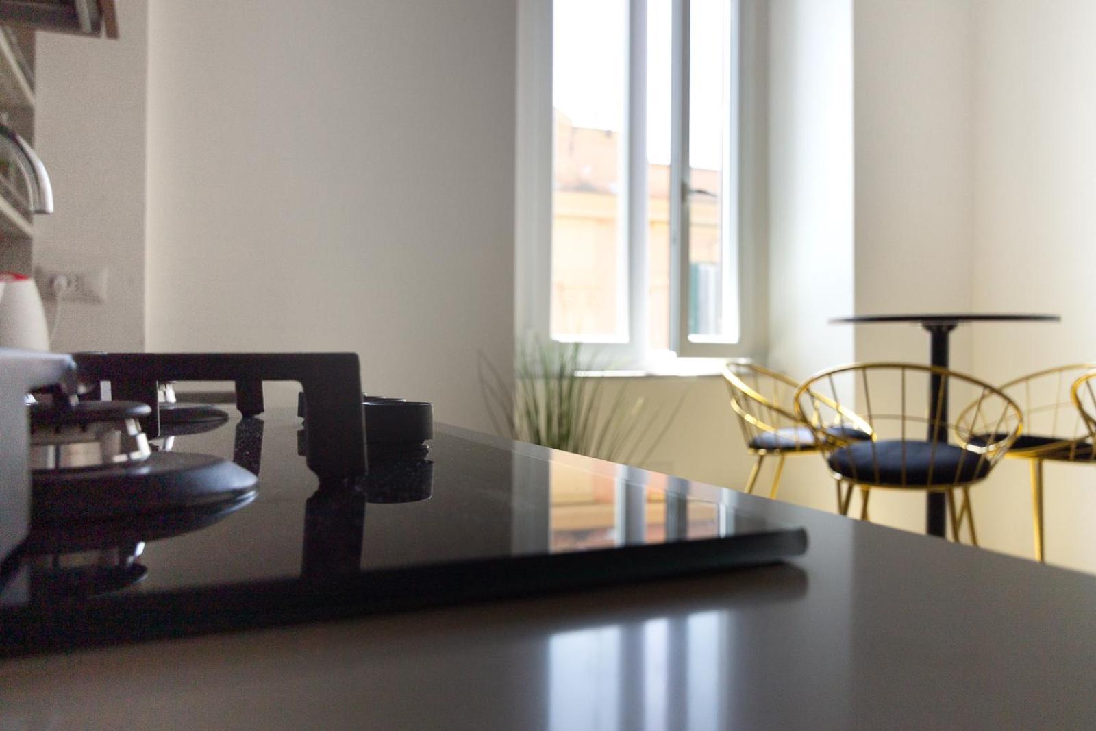 Ares Luxury * Rome