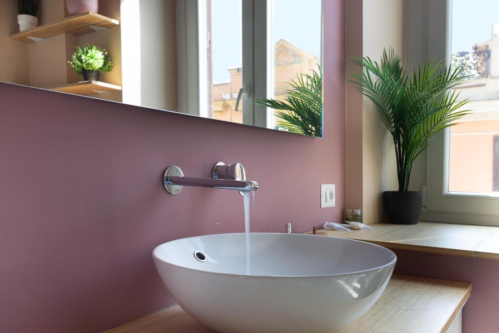 Ares Luxury * Rome