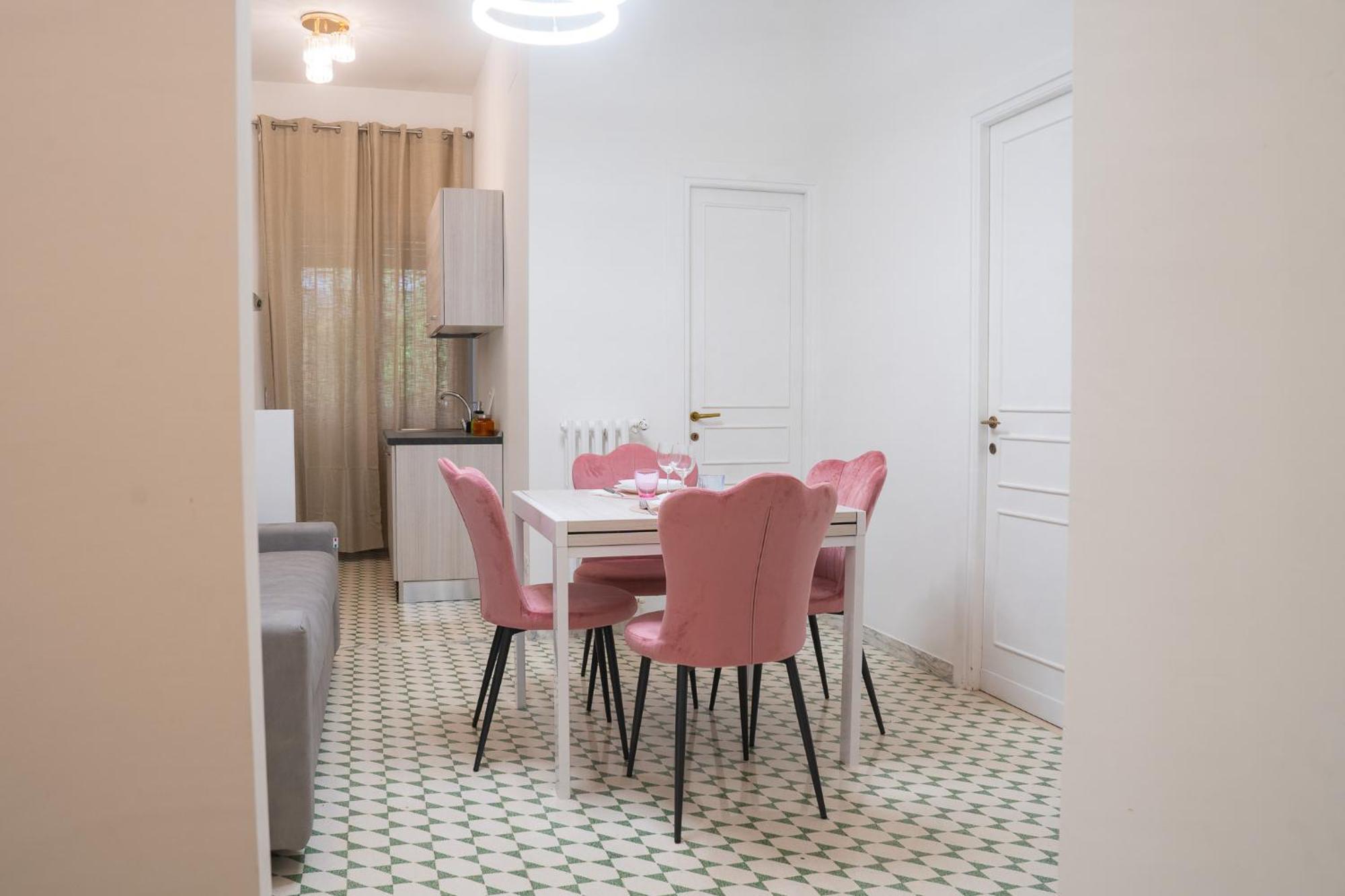 Apartment Carpegna Sweet House - A Few Stops From The Centre Rome