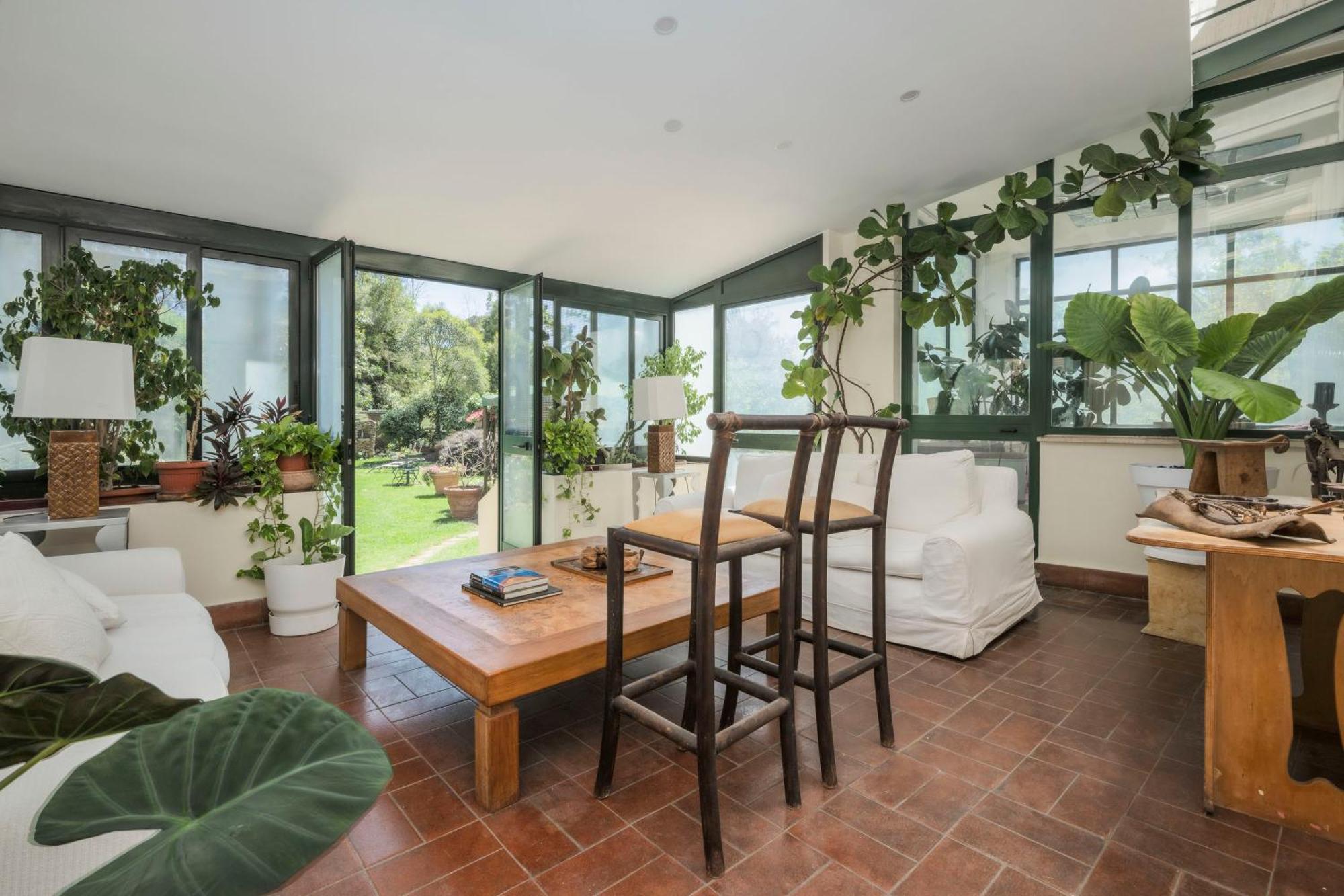 Villa Appia Antica-zen45 *