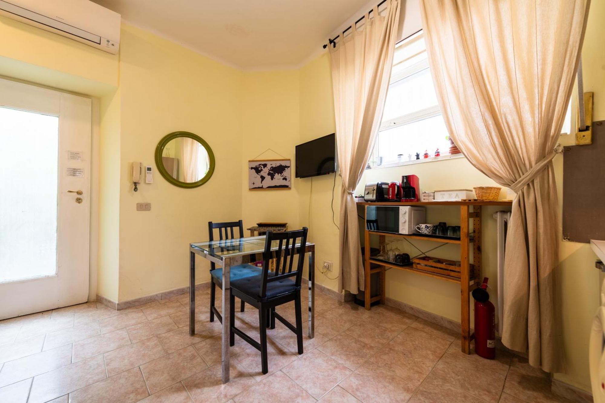 Cipro Tiny House Apartment Rome