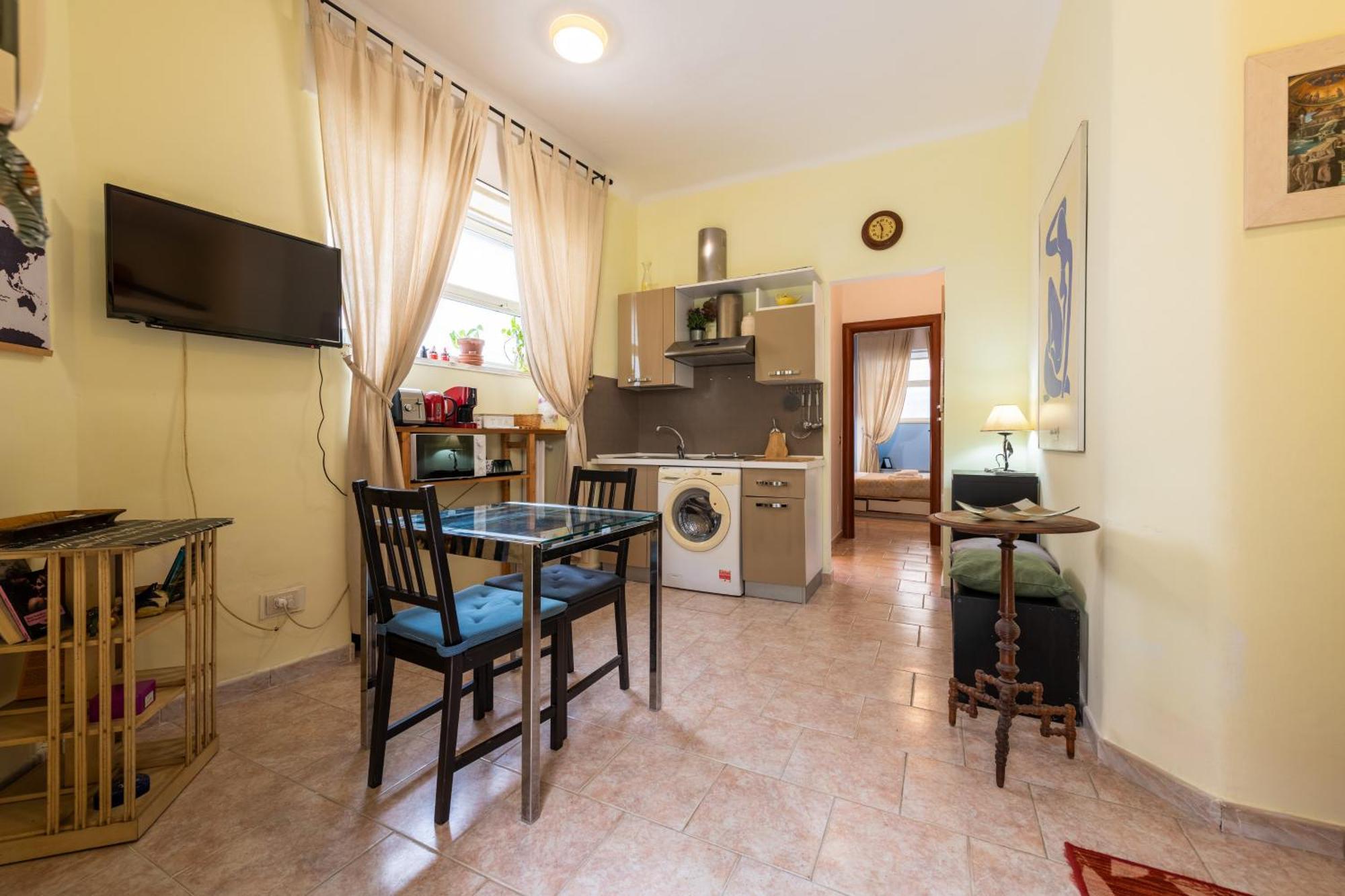 Cipro Tiny House Rome
