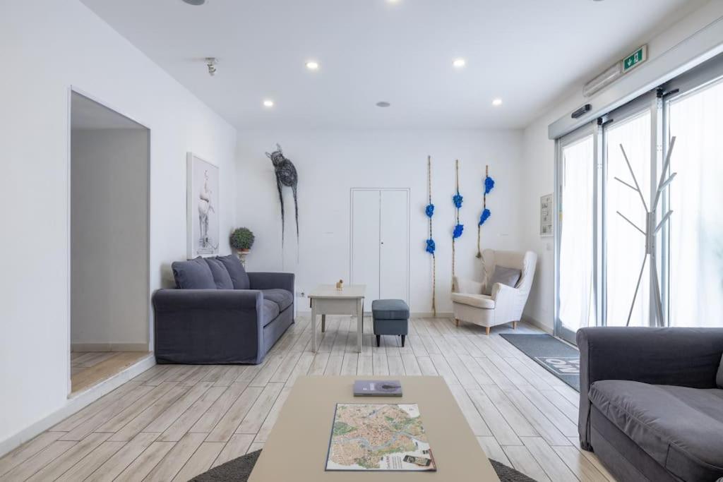 Apartment Vatican Momahouse Luxury By Varental Rome
