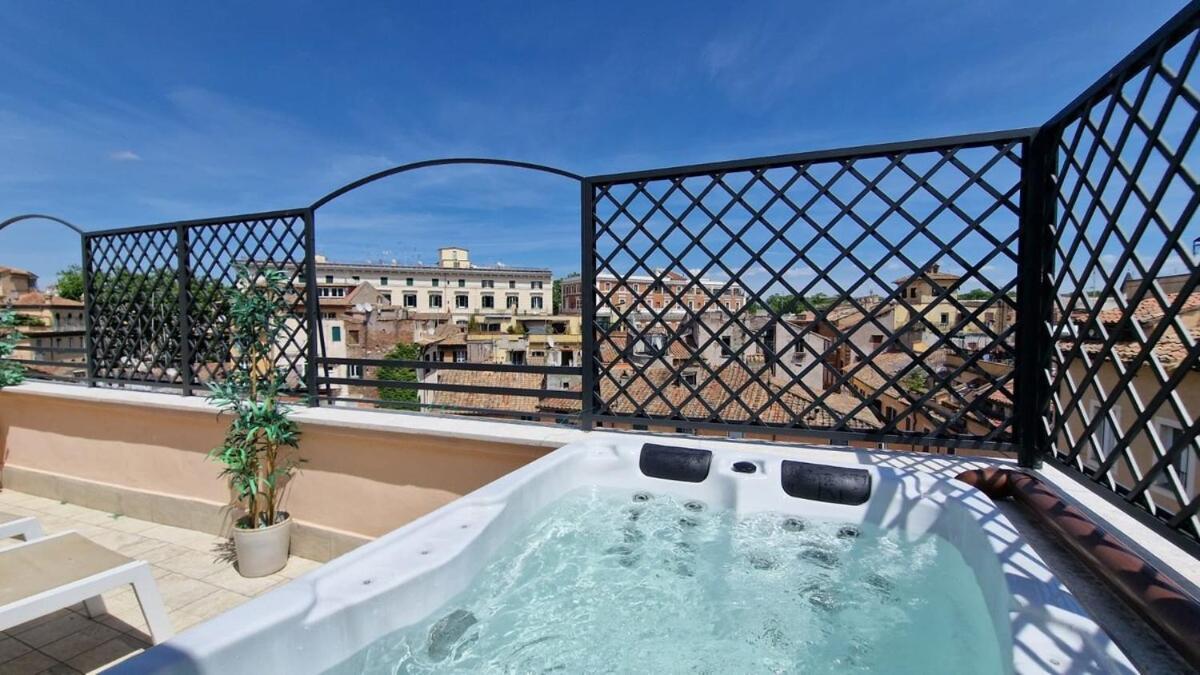 Luxury Floor In Trastevere Apartment *