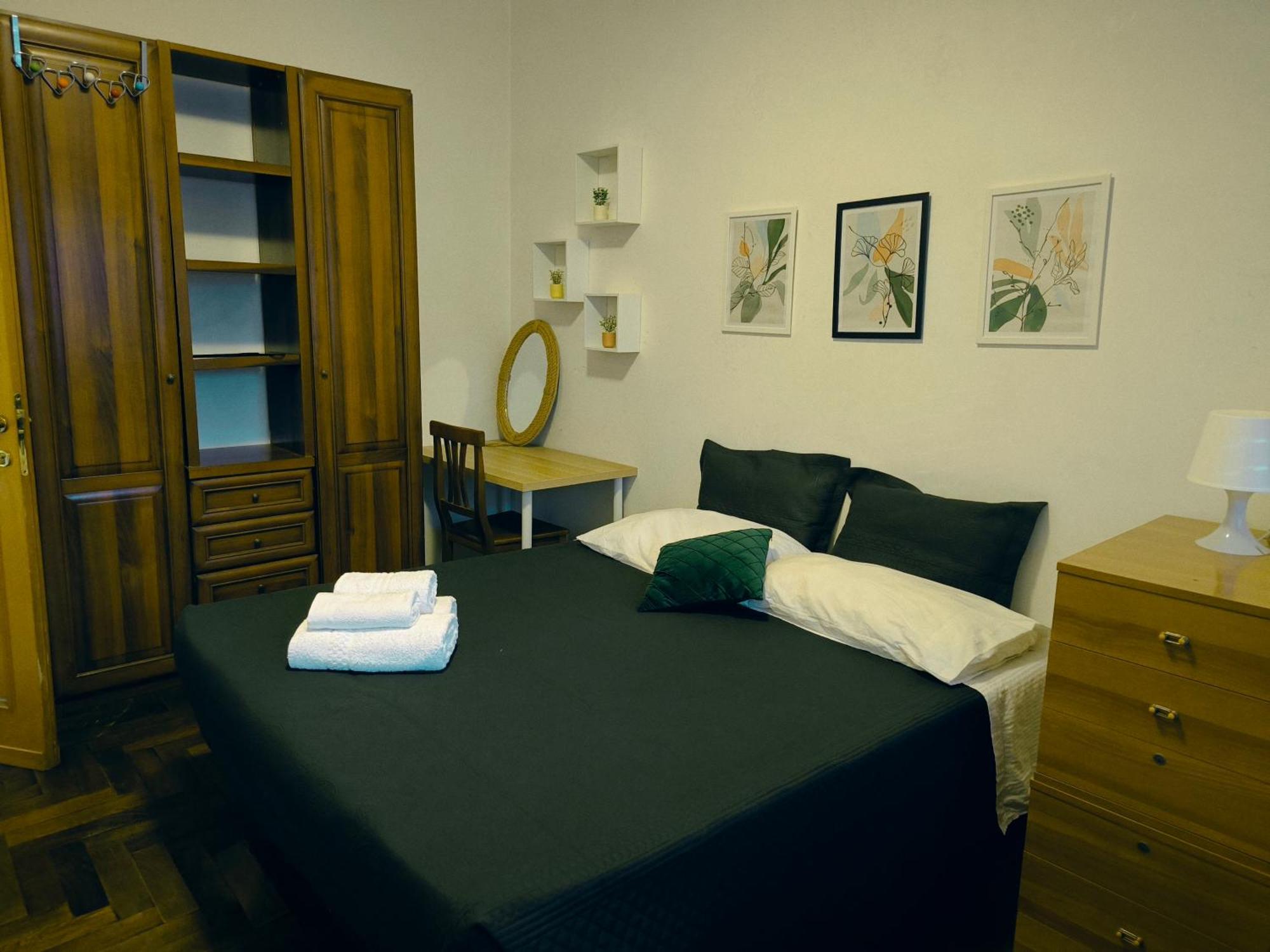 Apartment The Italian House In A Pochi Passi Dalla Metro A *