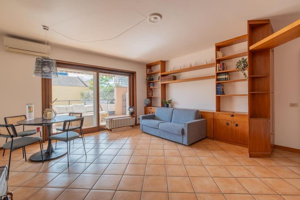 Apartment Da Cecilia Alla Piramide Cestia *