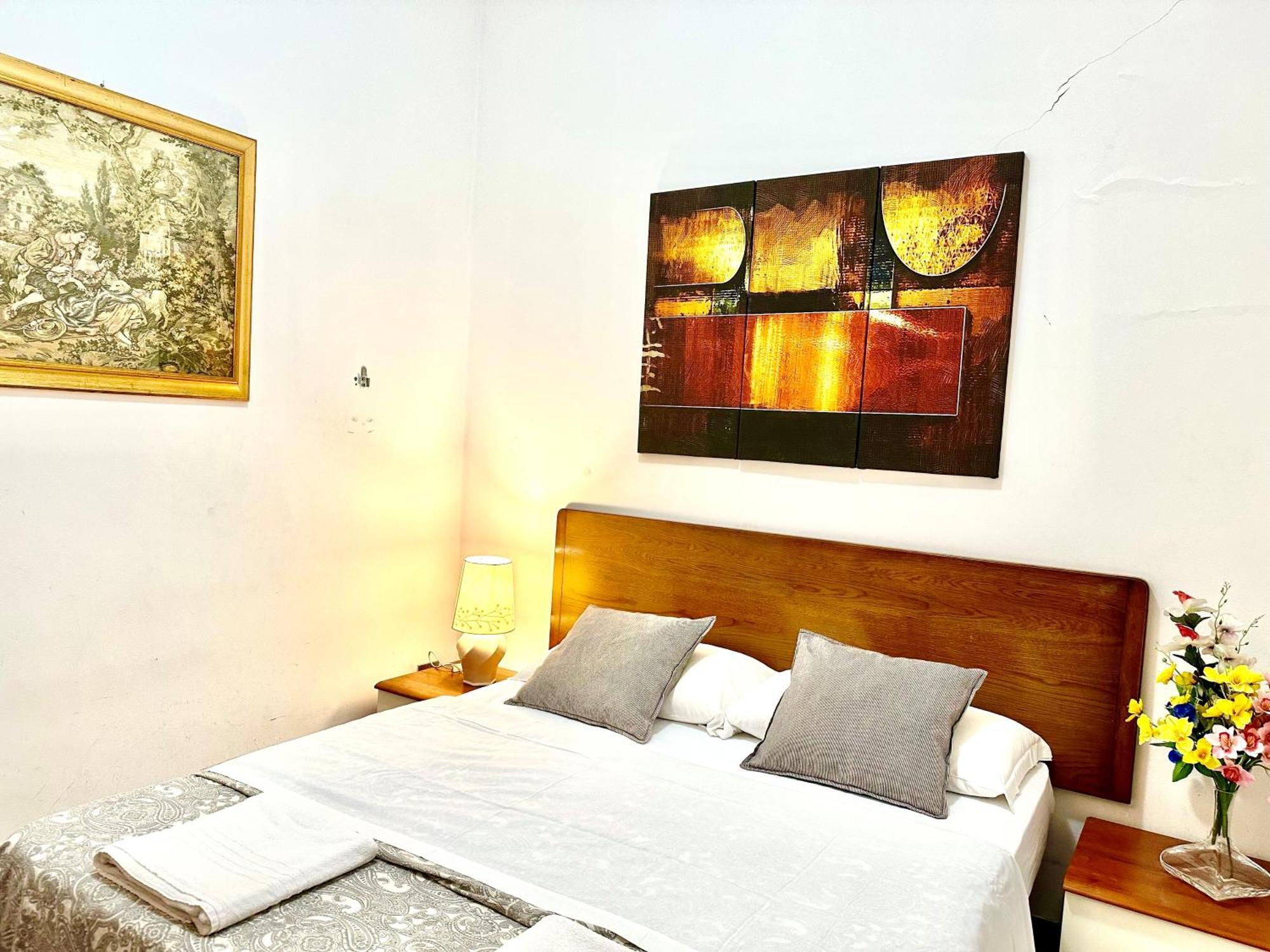 Appartamento 4 Bed Luxury Near Colosseum Roma