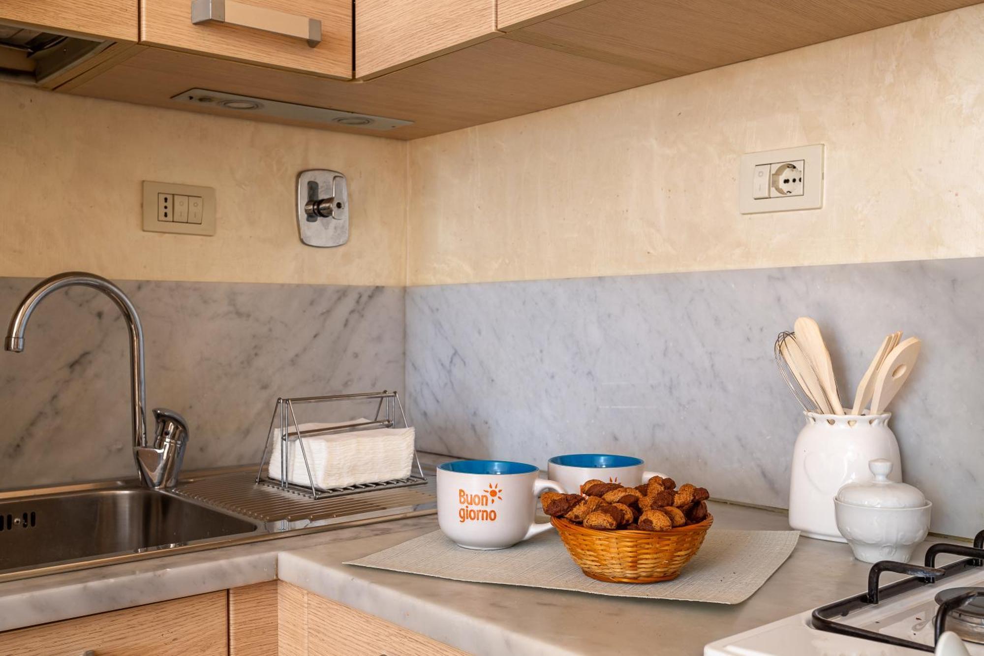 Iflat Bright & Comfortable Navona Apartment