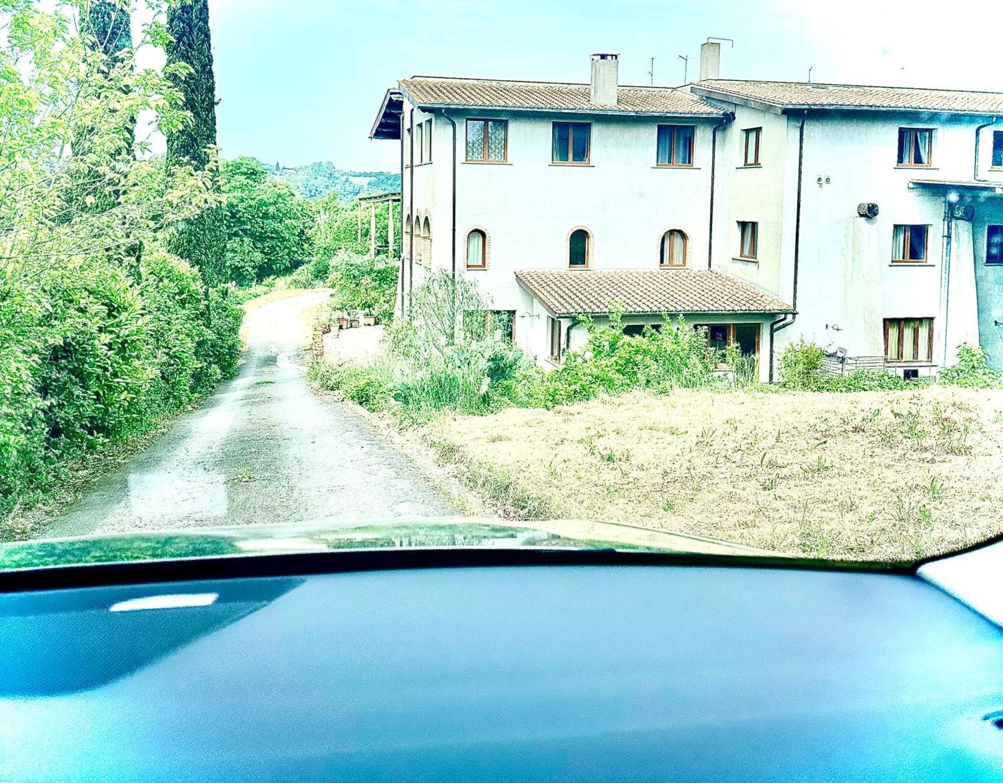 - Country House, Rent- *