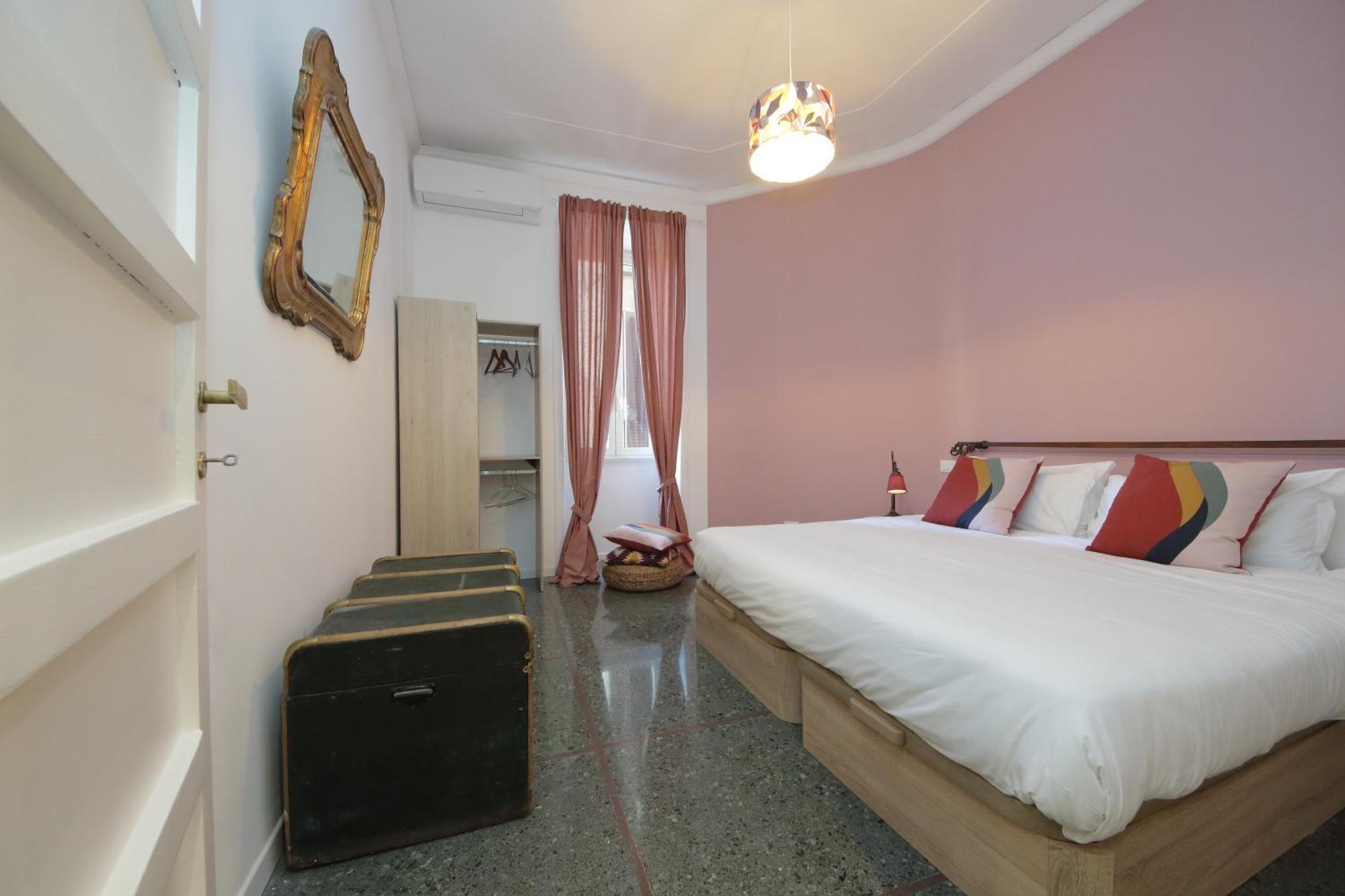 Apartment Ych-vintage Flat Near San Giovanni Rome