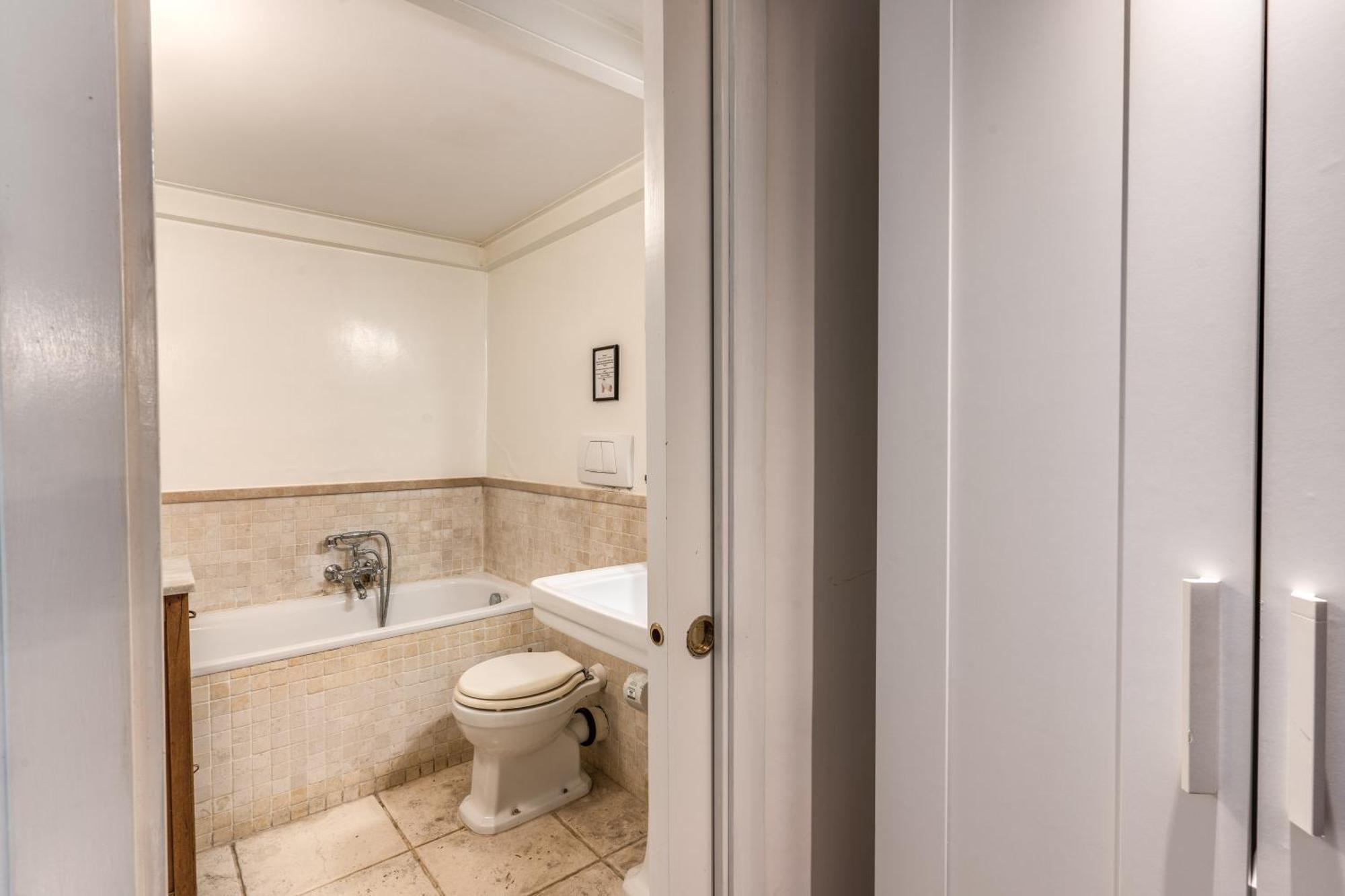 Apartment Trastevere Design & Comfort Rome