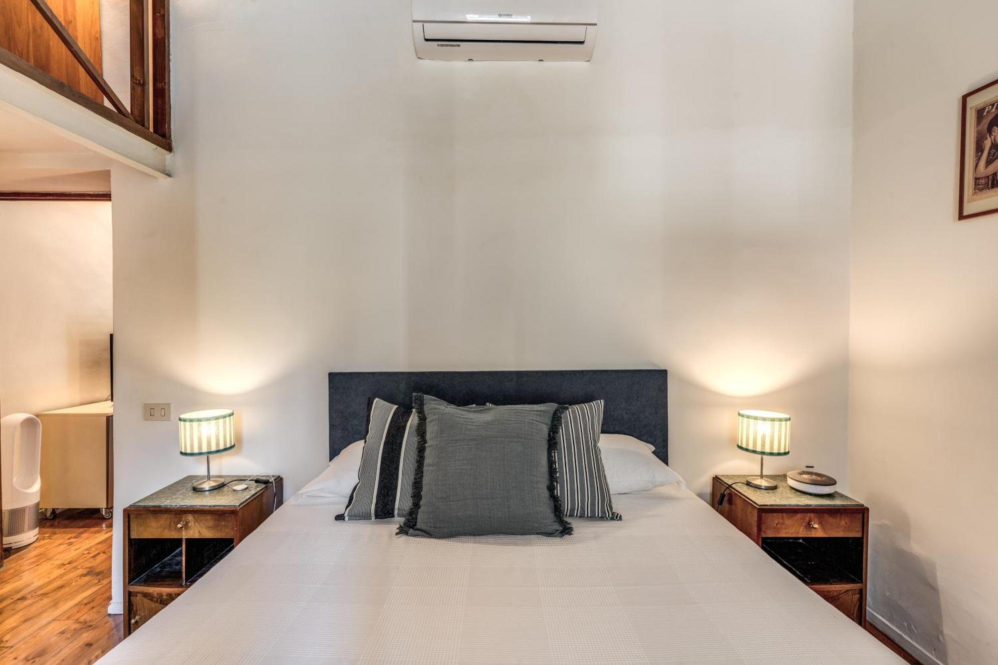 Apartment Trastevere Design & Comfort Rome