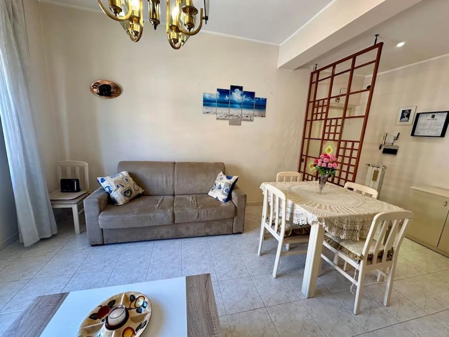 Capa's Boccea Apartment