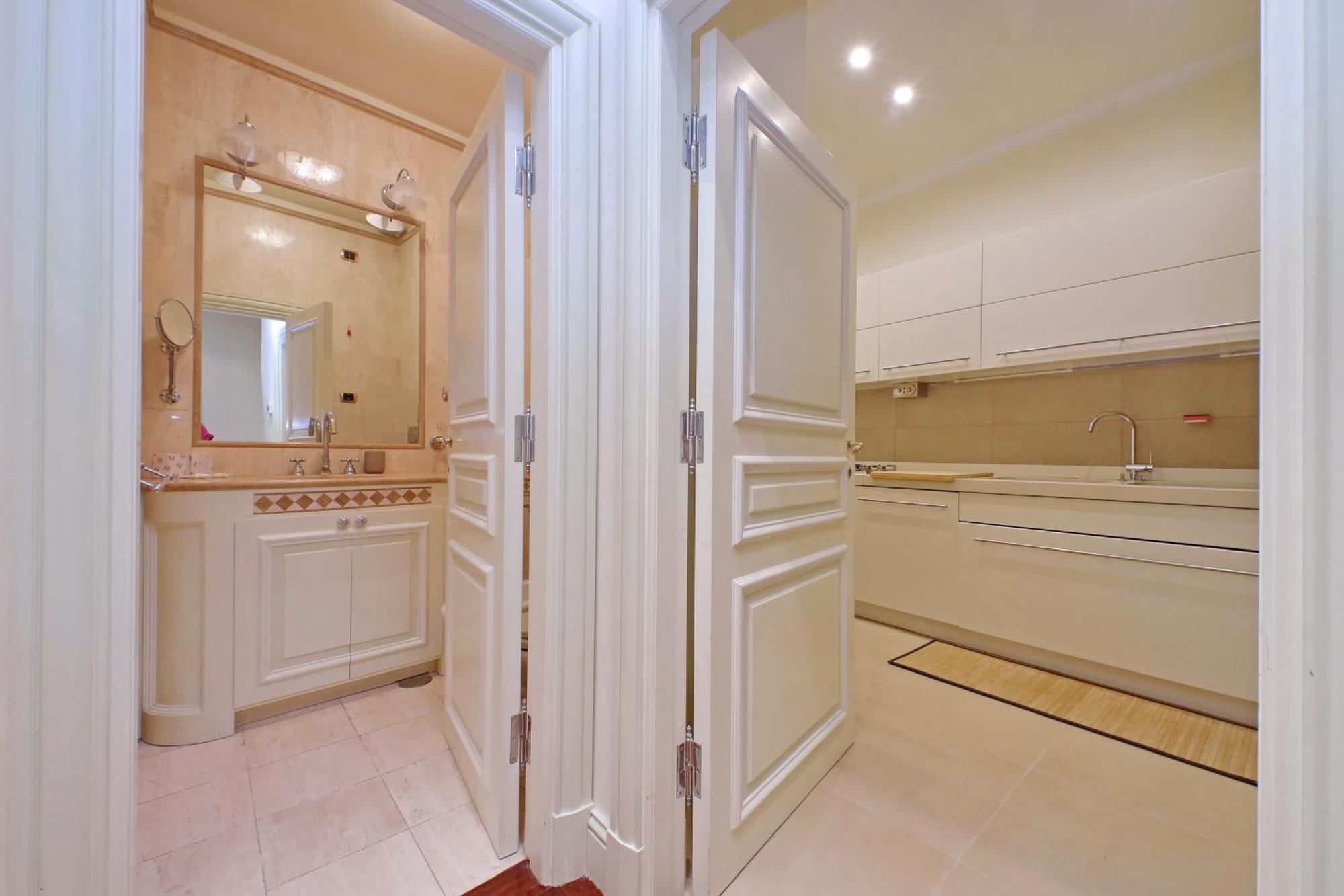 Appartamento Ych-magnifica Residenza A Campo De Fiori