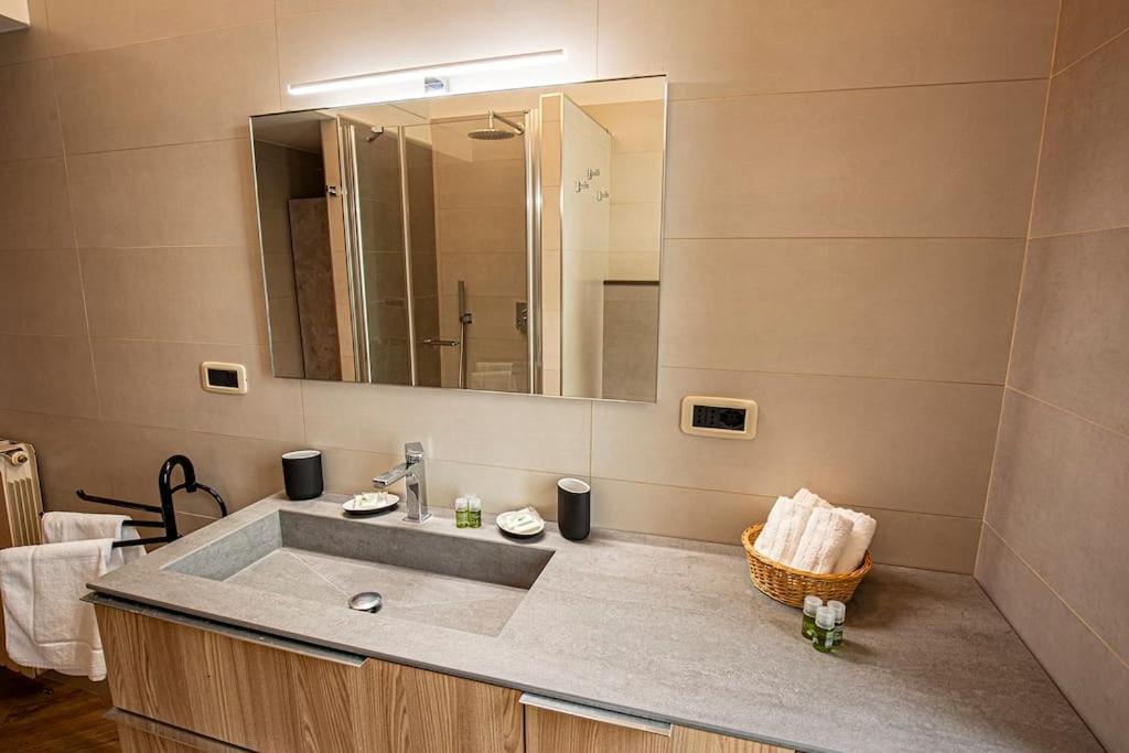 Apartment Dimora Al Colosseo, 2 Bedrooms *