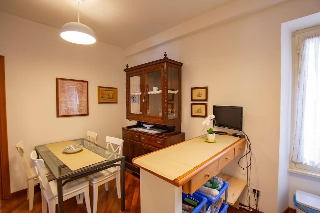 Dimora Al Colosseo, 2 Bedrooms * Rome