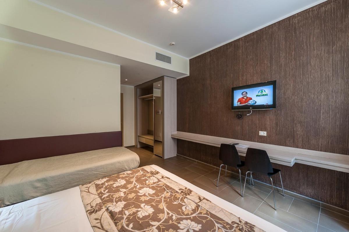 Hotel California Rome