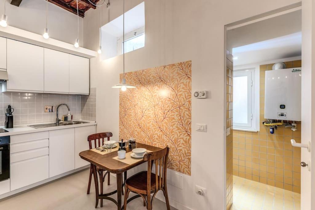 Apartment Trastevere Vicolo Del Leopardo Rome