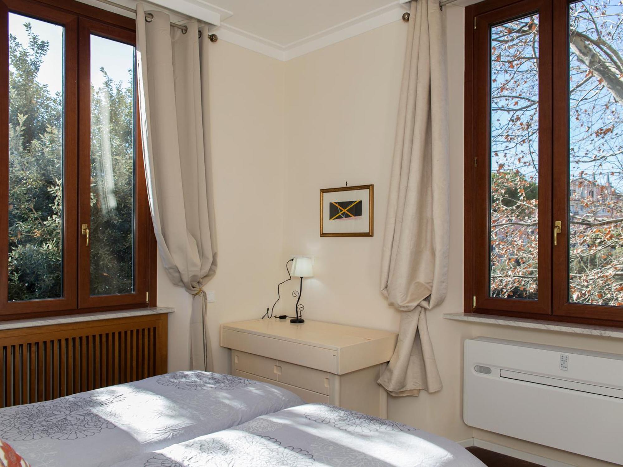 The - Vatican Apartment *