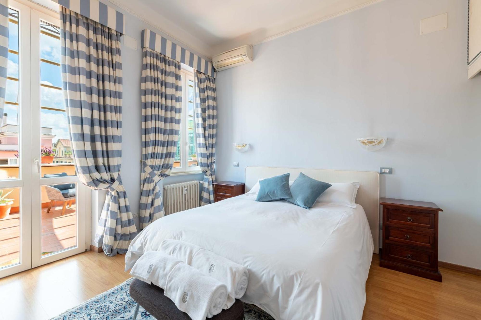 Coppede' Penthouse * Rome