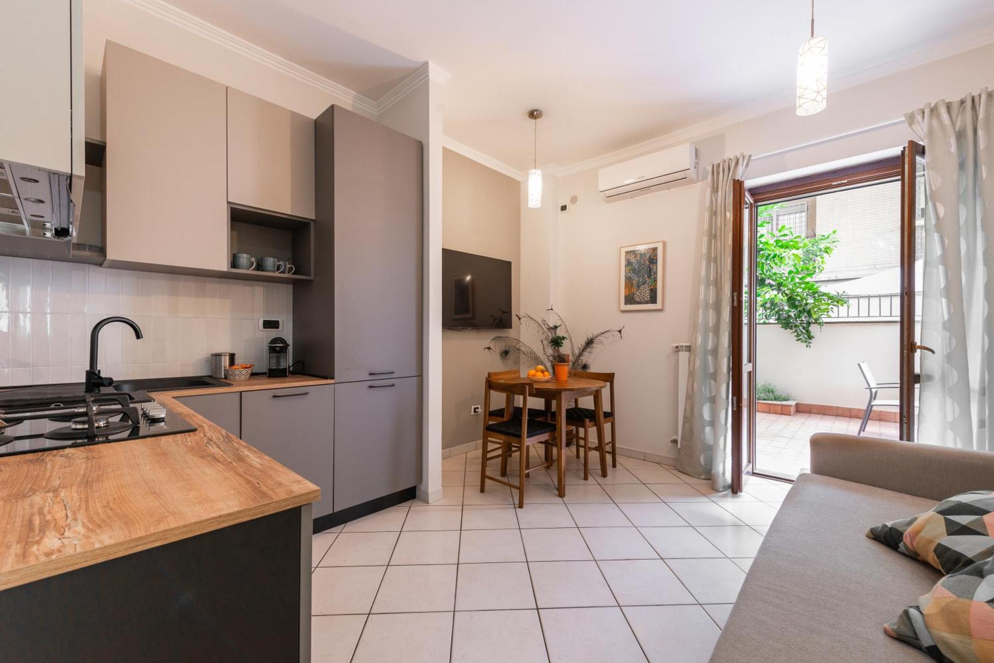 Apartment Casa Renate Modern With Terrace