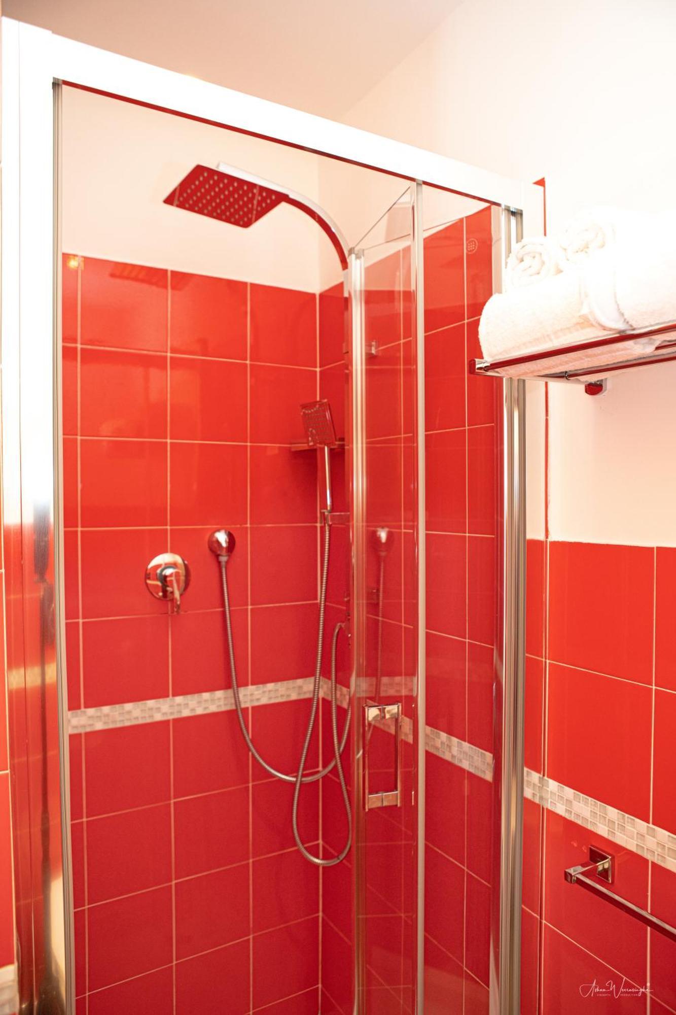 Guest house Magikrooms Topaz *