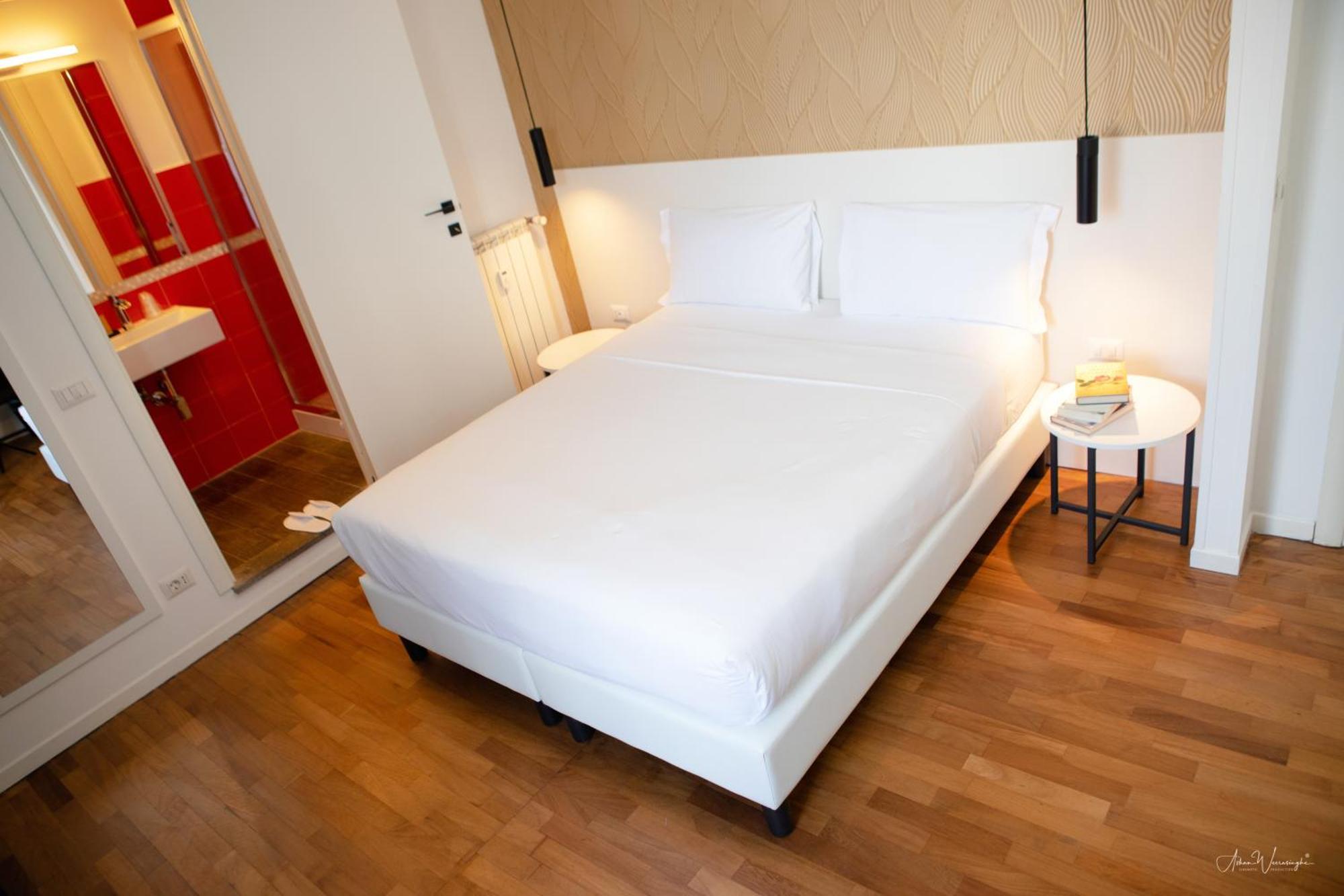 Magikrooms Topaz Rome