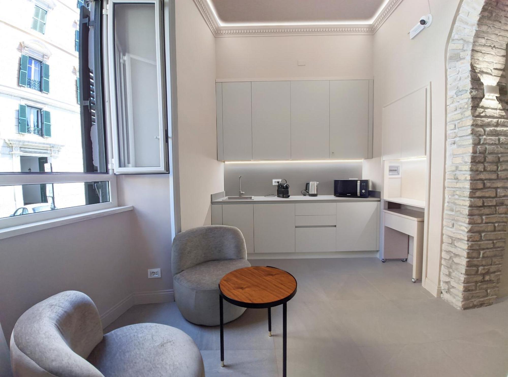 Appartamento Astom Roma