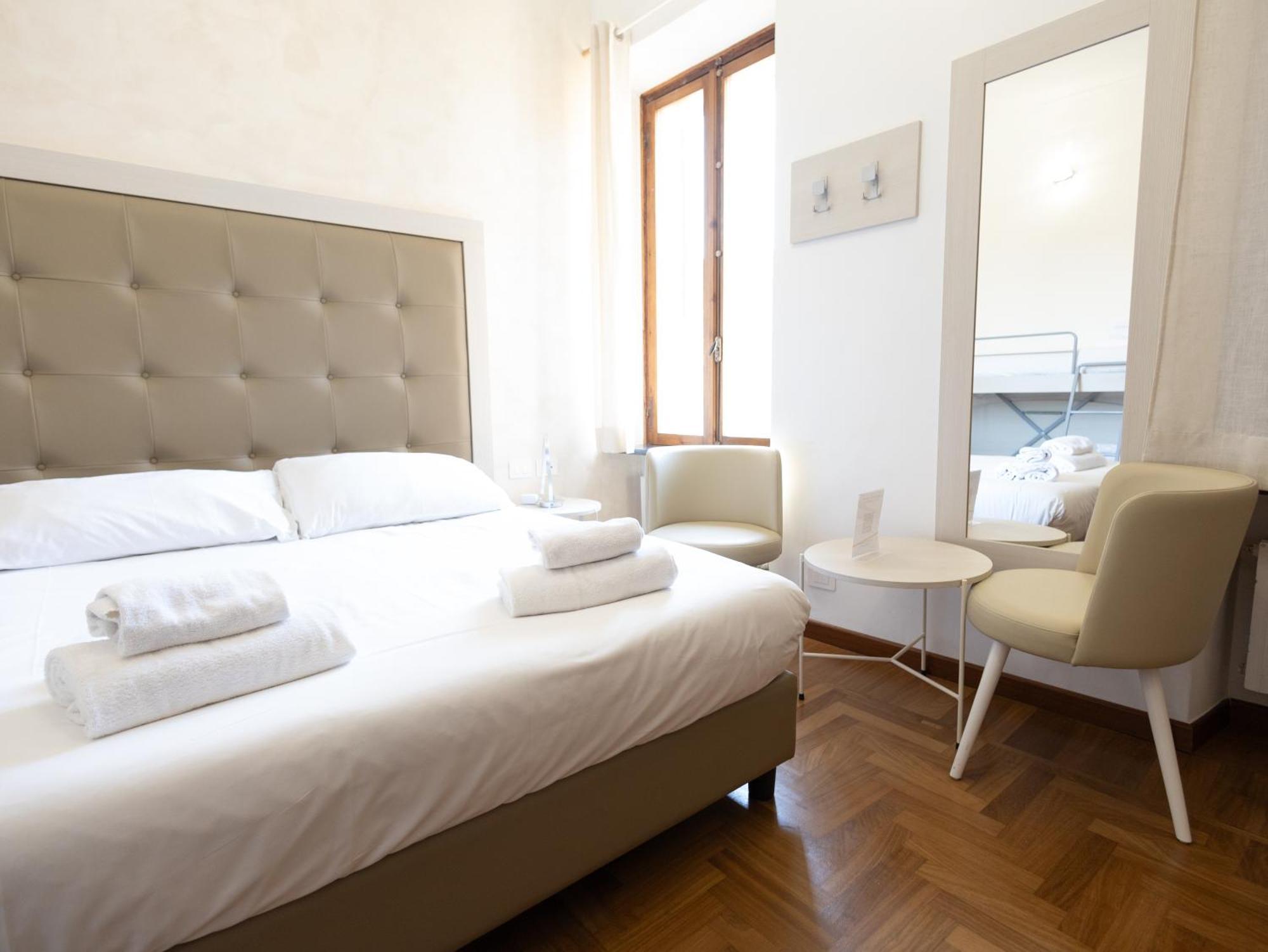 Romerooms Condotti Guest house Rome