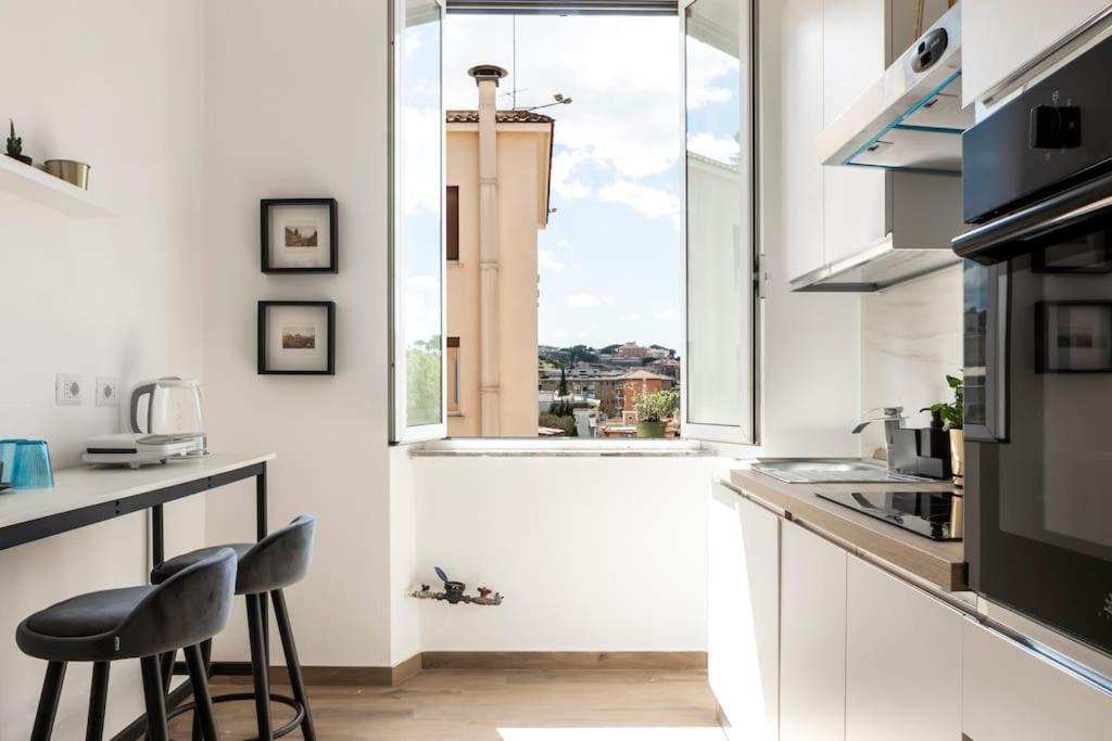 Serendipity Vatican Door House Apartment Rome