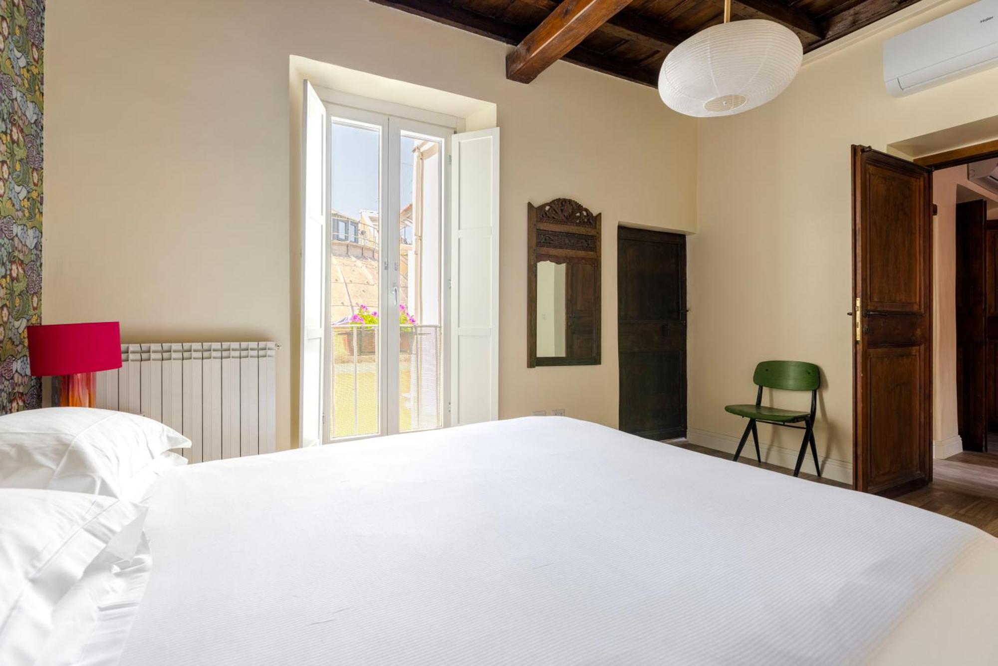 Trasteverehome - Giglio Piazza Farnese Roma