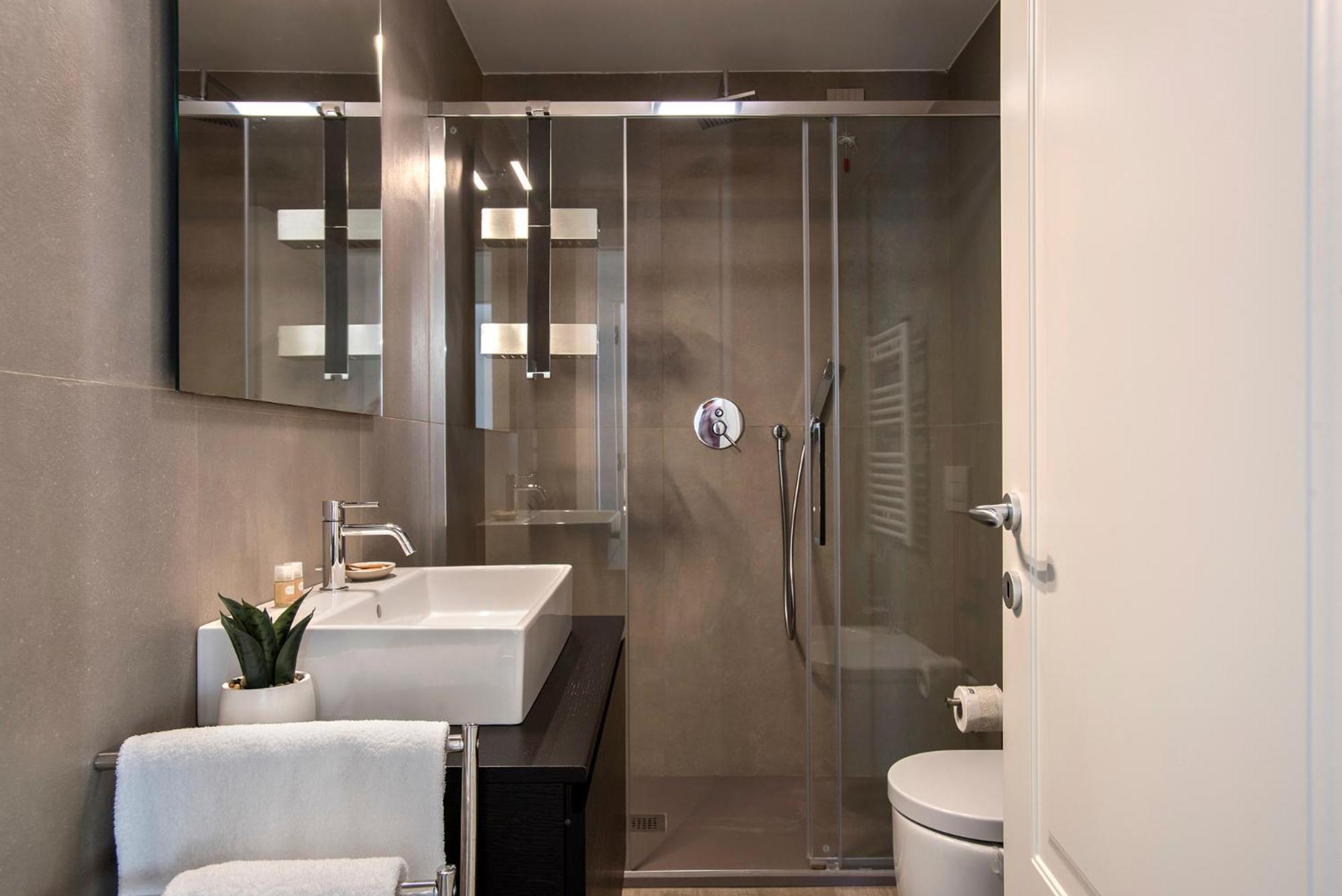 Sky Luxury Apartment *