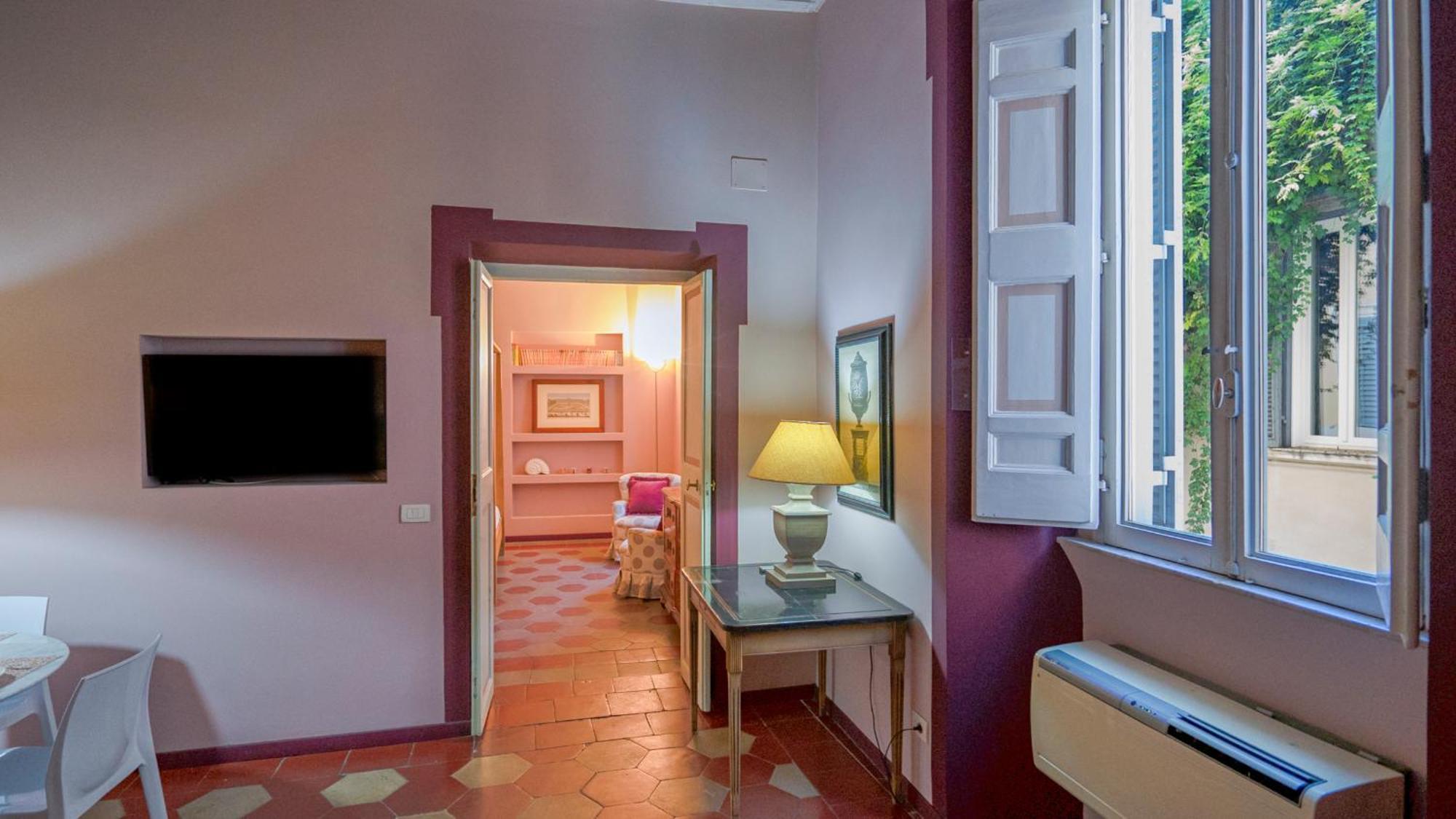 Campo De' Fiori Pinky House * Rome