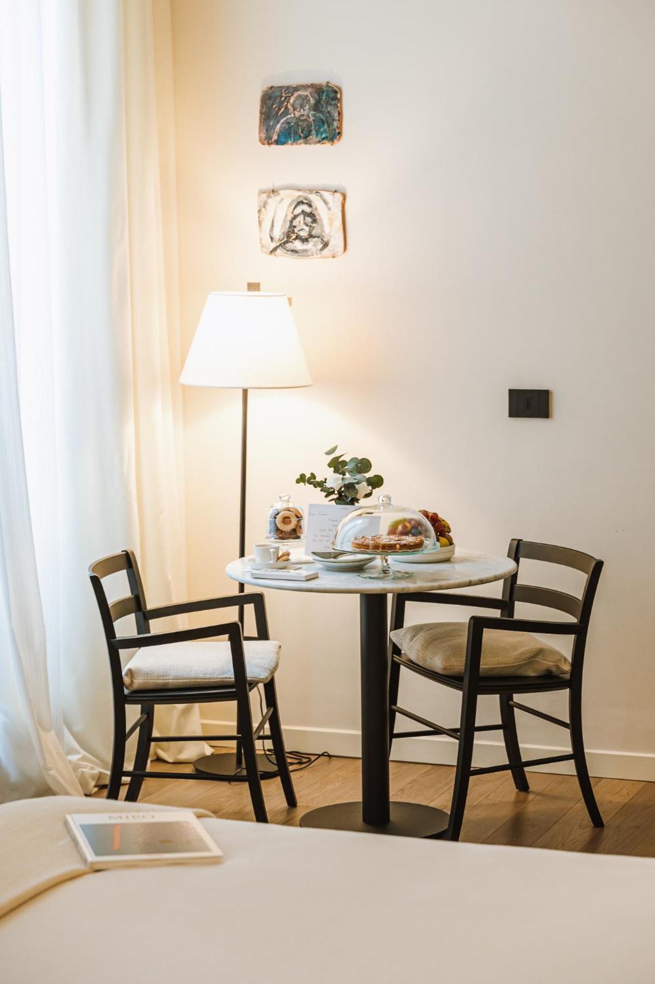 Parisii Bocca Di Leone 88 Bed & Breakfast Rome