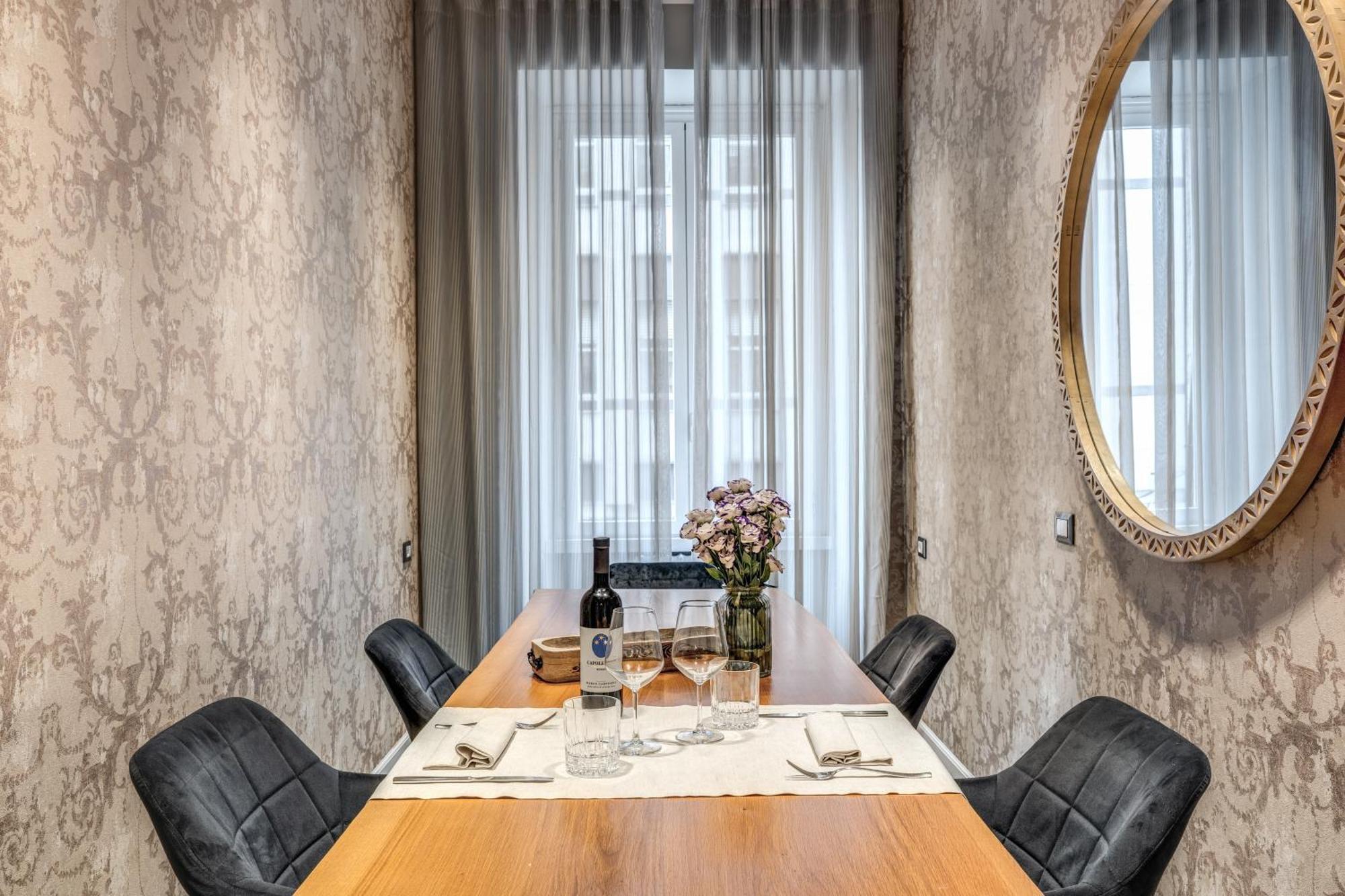 Apollo Boutique 4* Rome