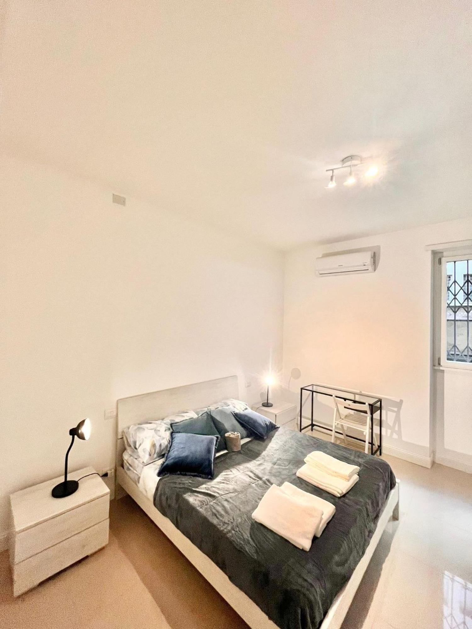 Double With Private Bathroom In Shared Homestay