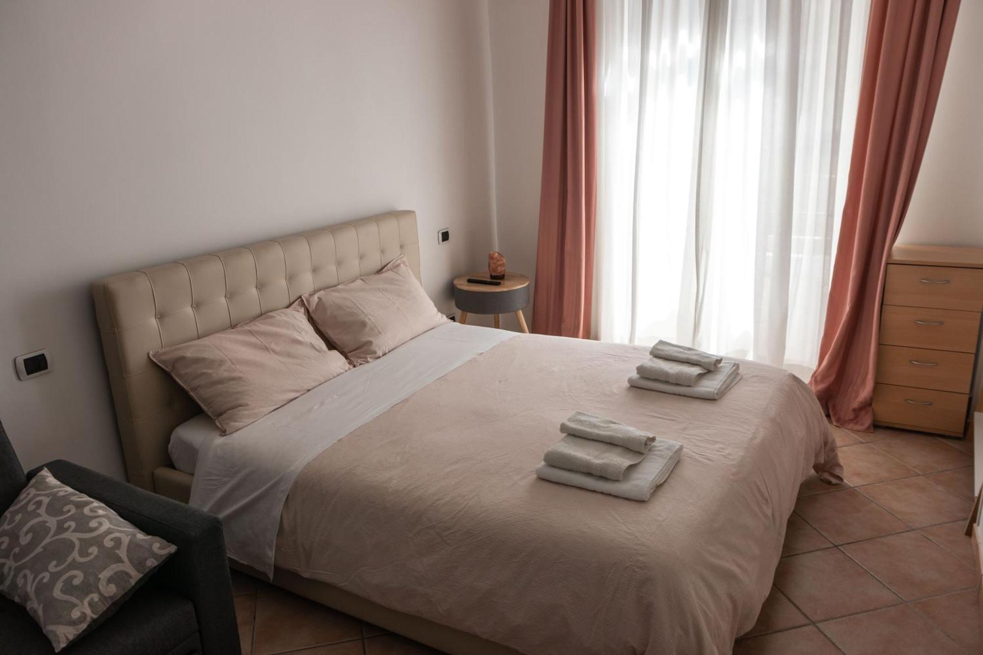 Casa Matteo53 Termini - Castro Pretorio Rome