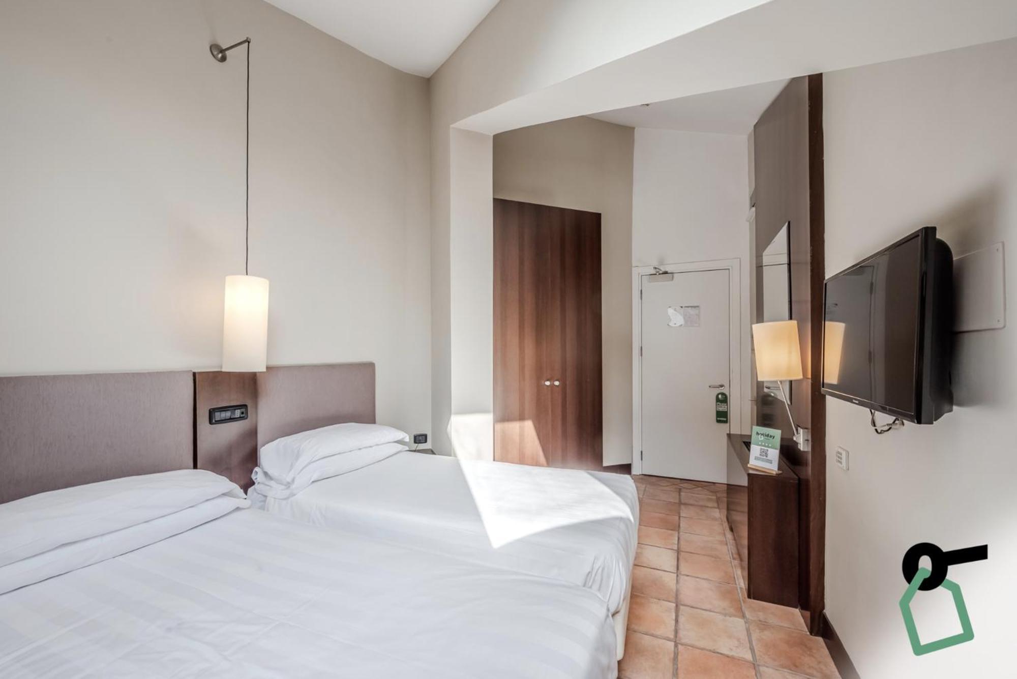 Hotiday Collection - Cornelia 4* Rome