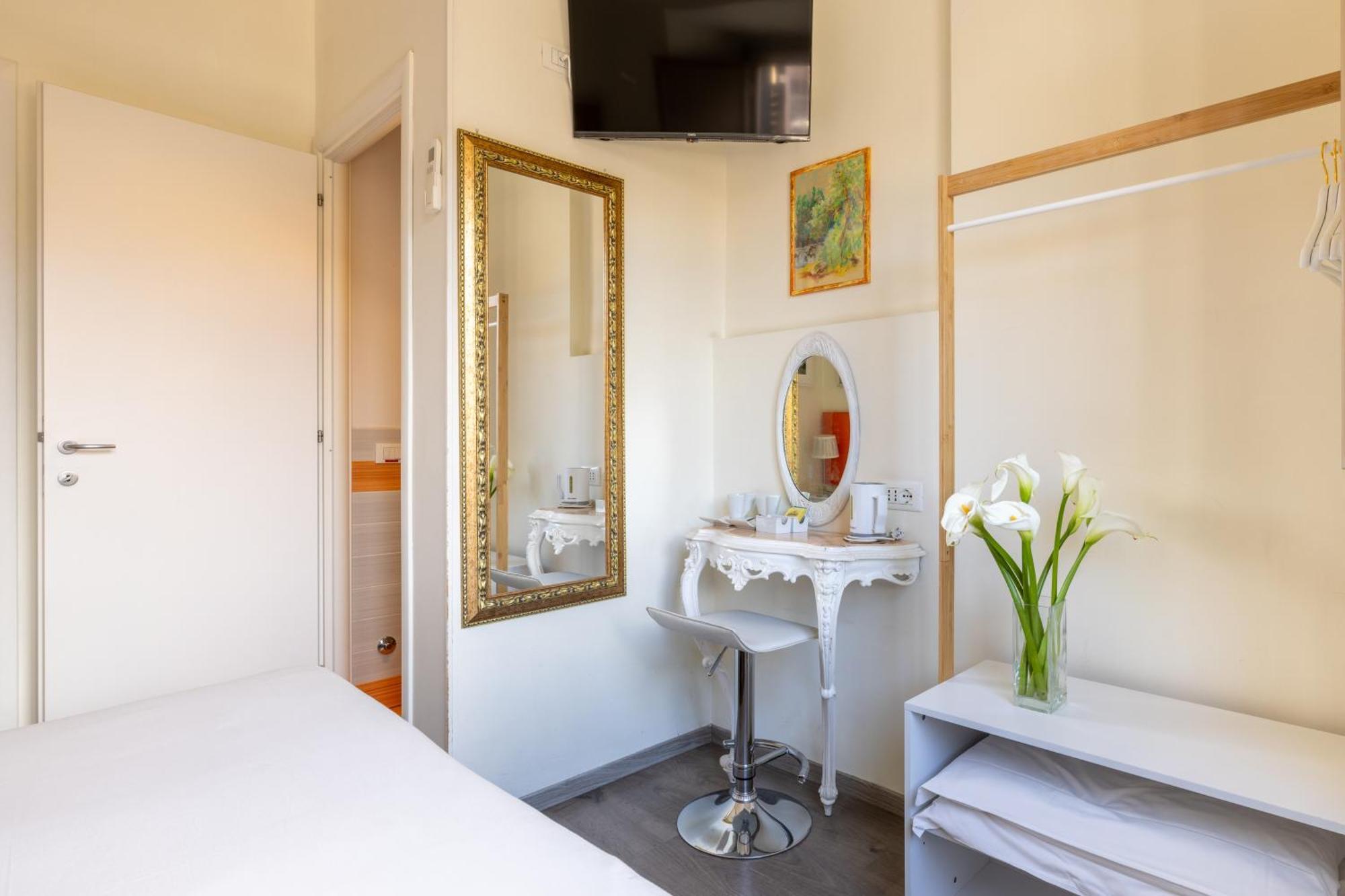 Temple View Fcollection Superior Relais 3* Rome