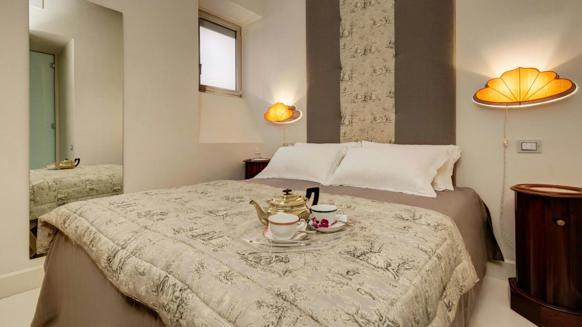Apartment Domus Domitia Luxury Living *