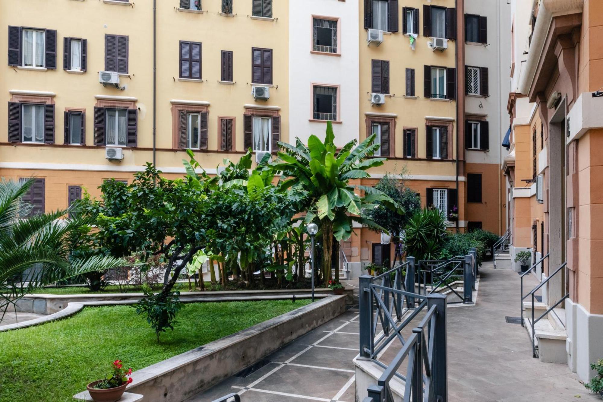 Suitte In San Giovanni Near Basilica - - Rome