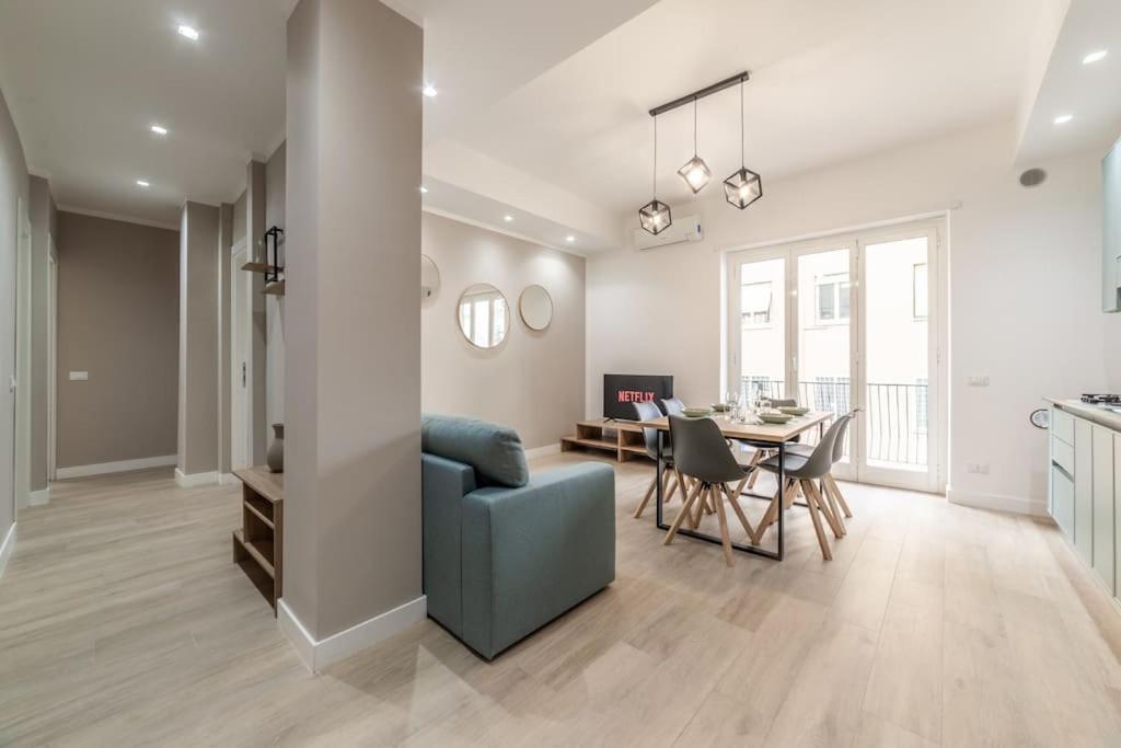 Domus 124, Elegant Comfort With Parking * Rome