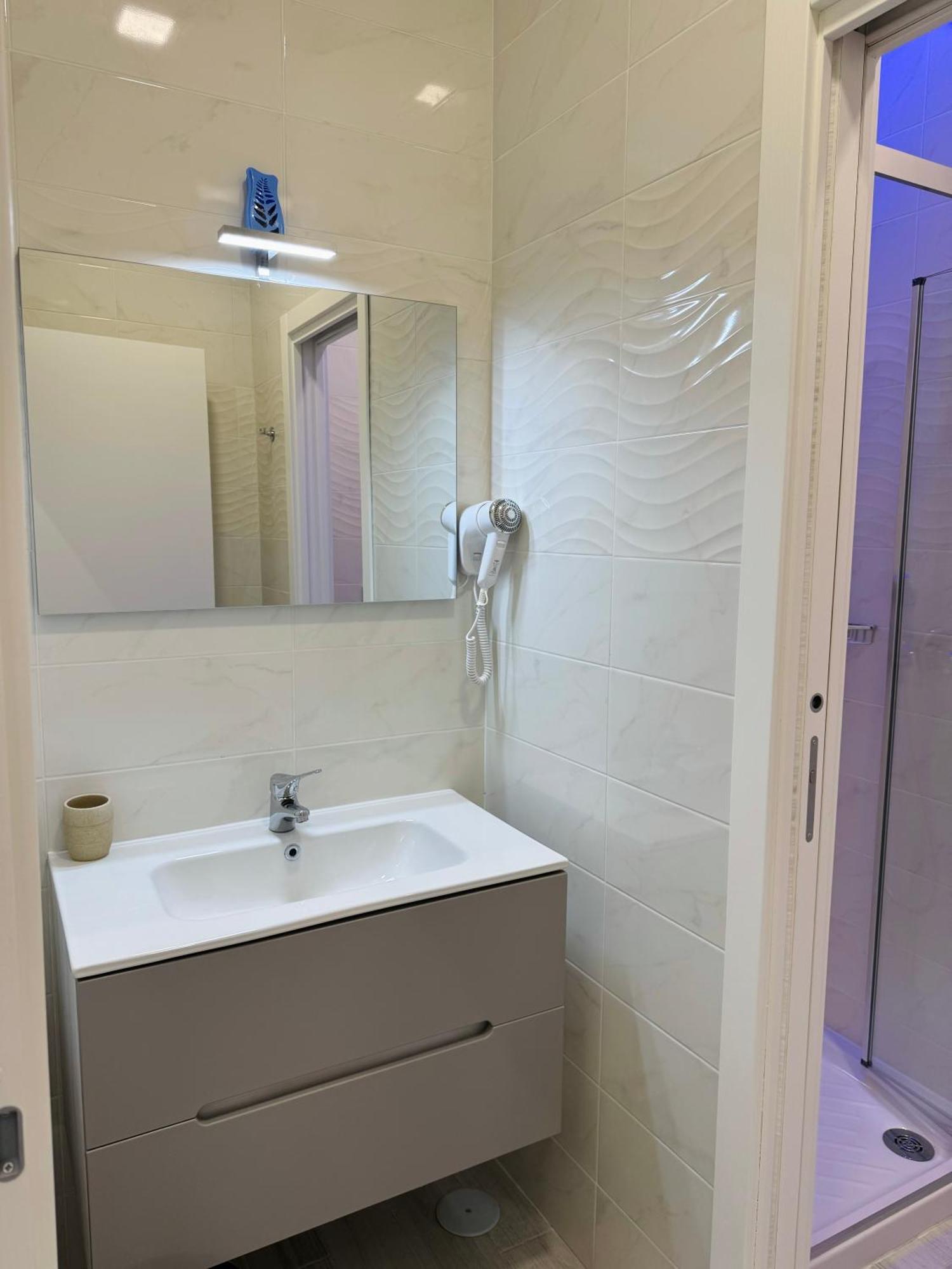 Turati Guest house