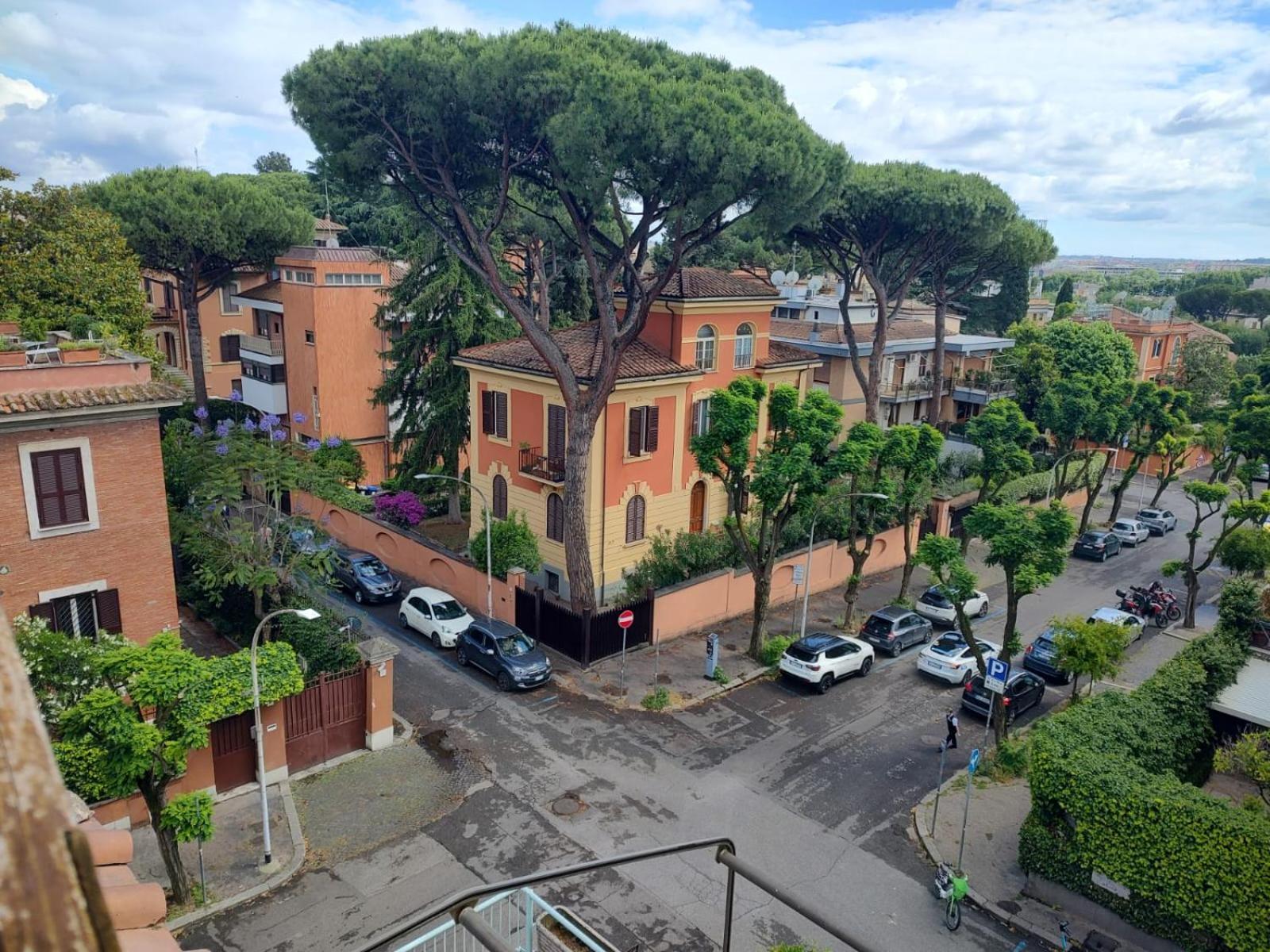 Apartment Pm Sant'alessio Rome