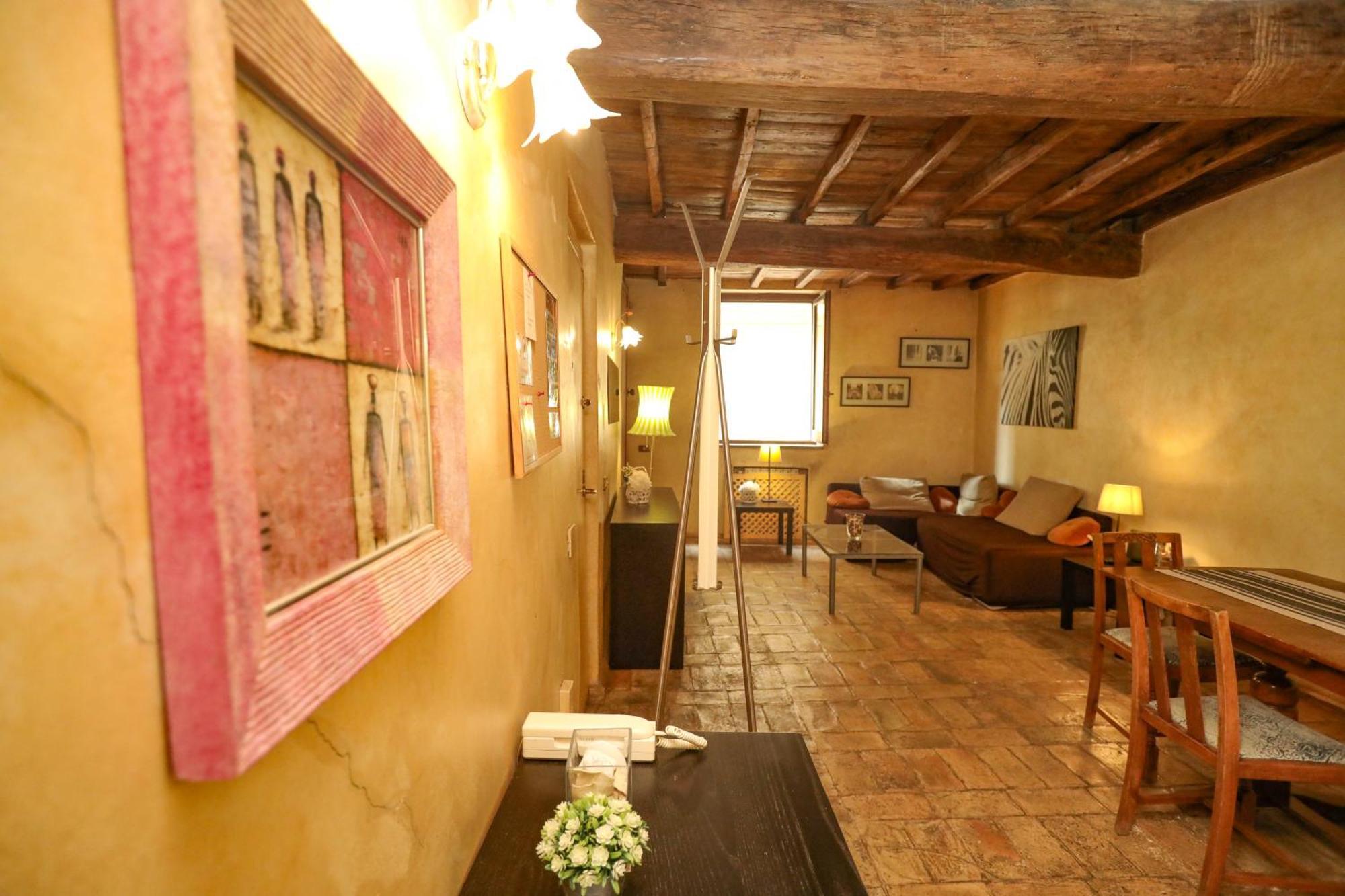 Apartment Domus Antica Navona *