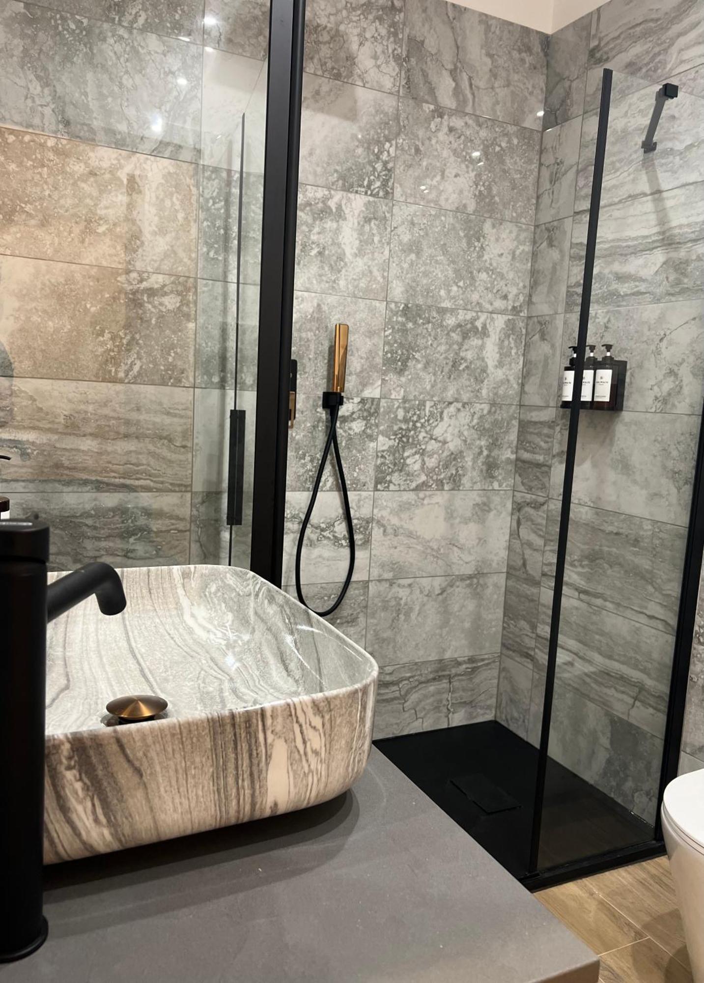 Eterna Guest house