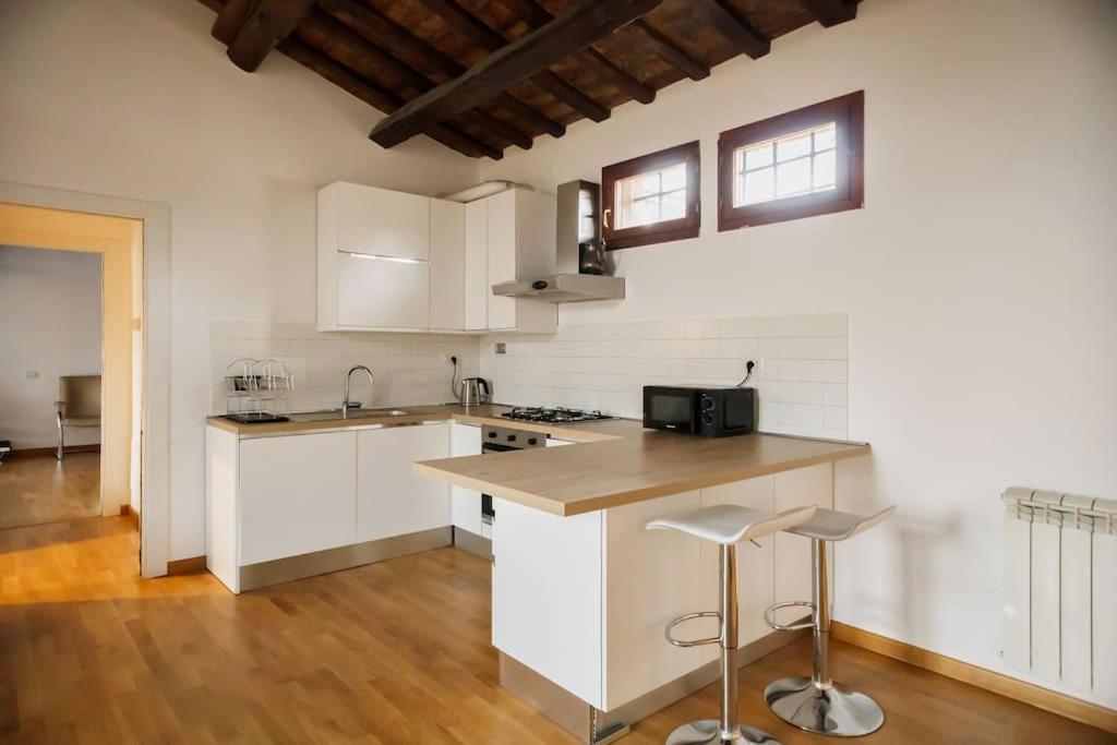Live - Exclusive Penthouses