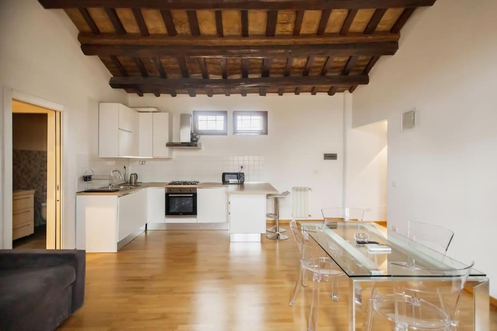 Live - Exclusive Penthouses Rome
