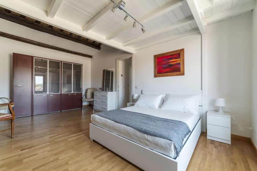 Live - Exclusive Penthouses Apartment Rome